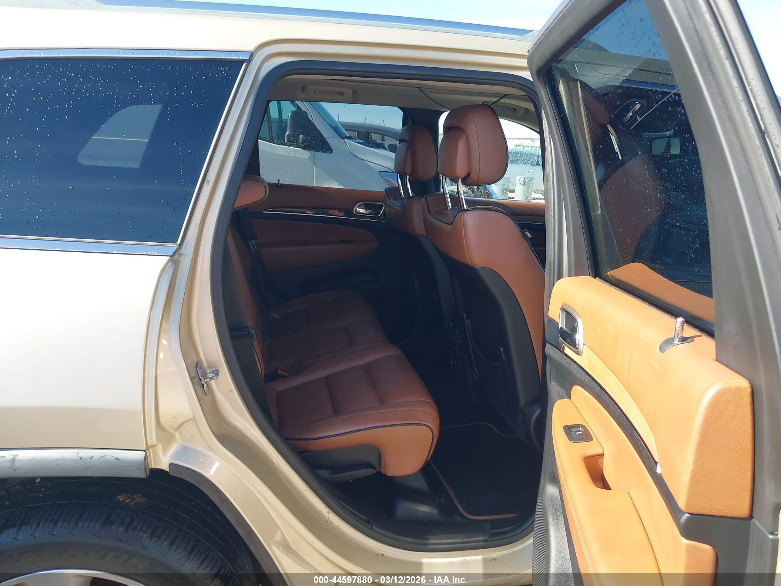 JEEP GRAND image 8