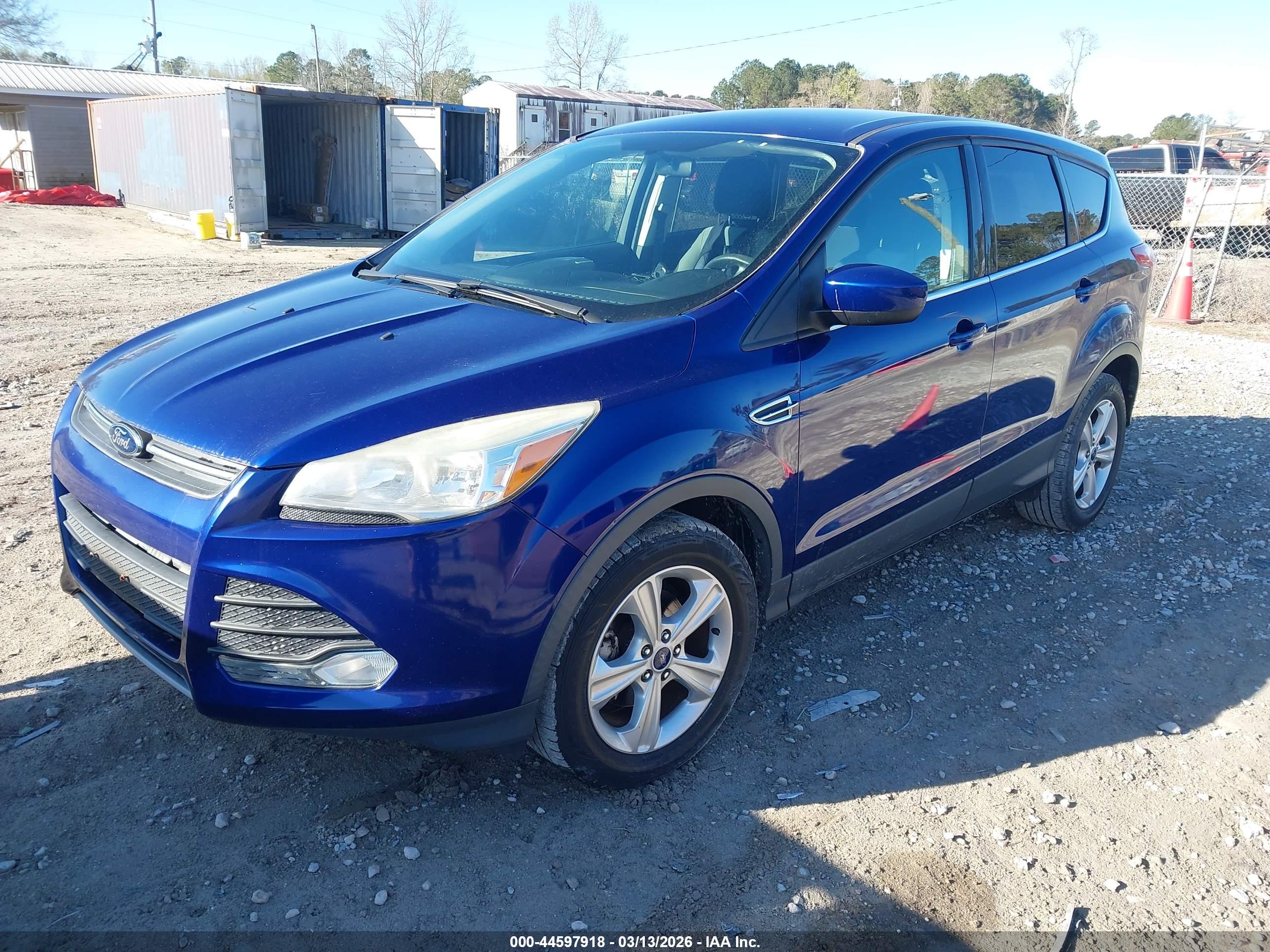 FORD ESCAPE image 2