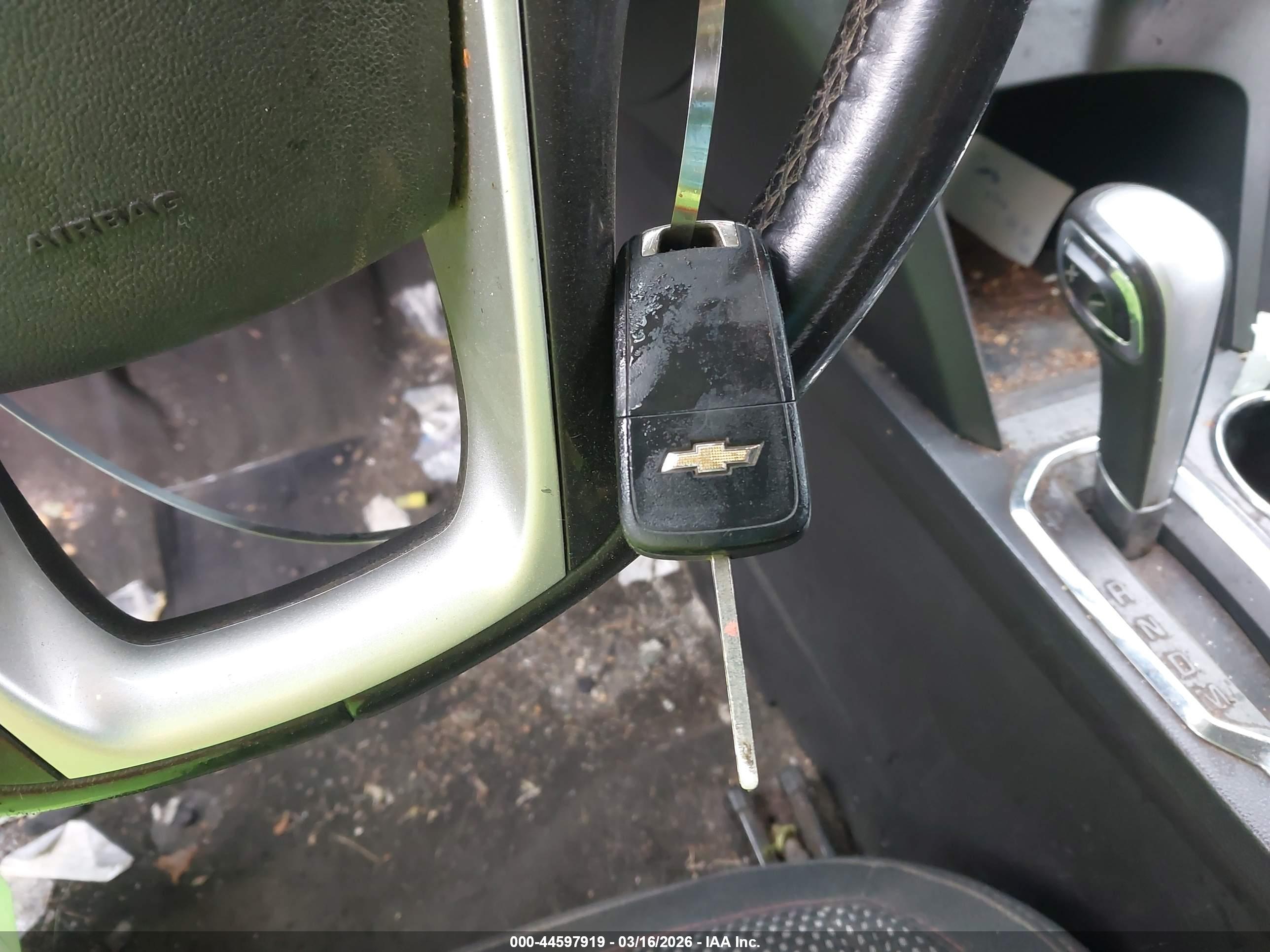 CHEVROLET EQUINOX image 11