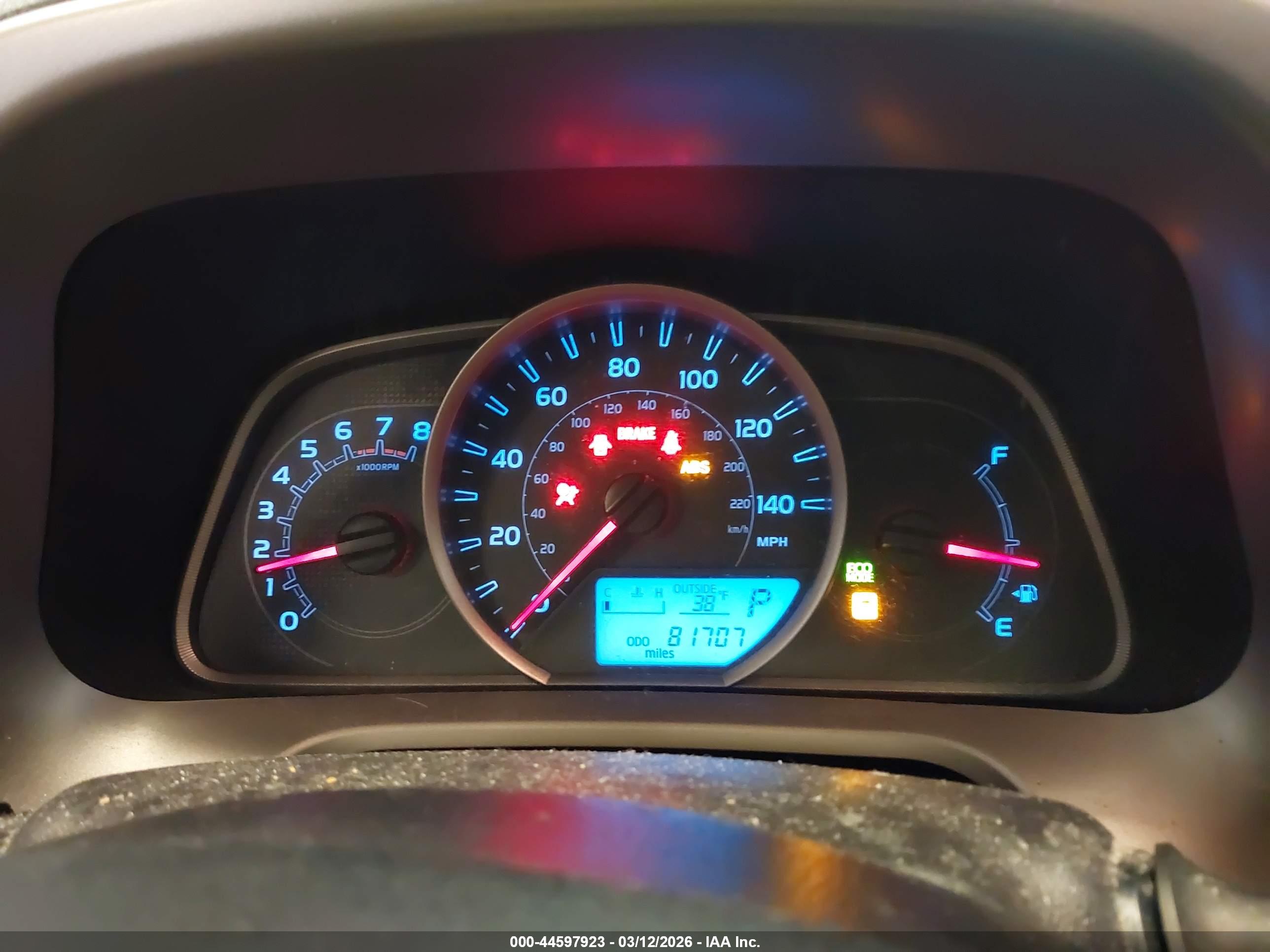 TOYOTA RAV4 image 7