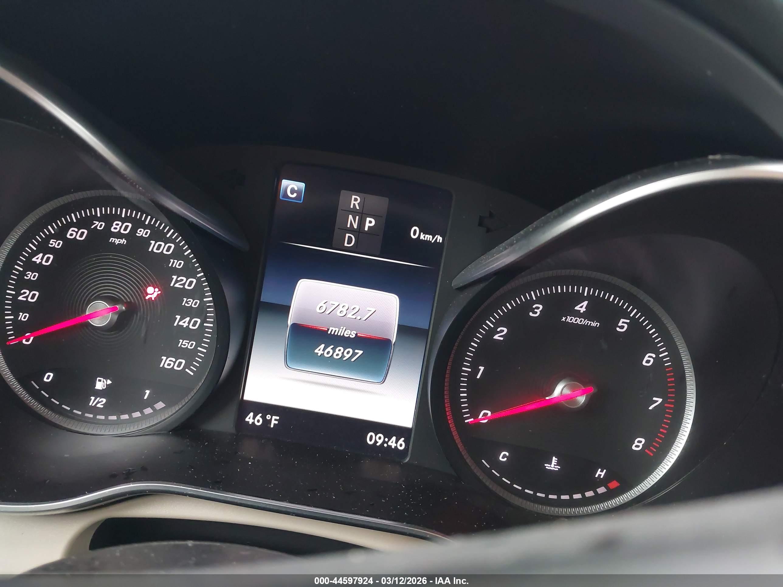 MERCEDES-BENZ GLC image 7