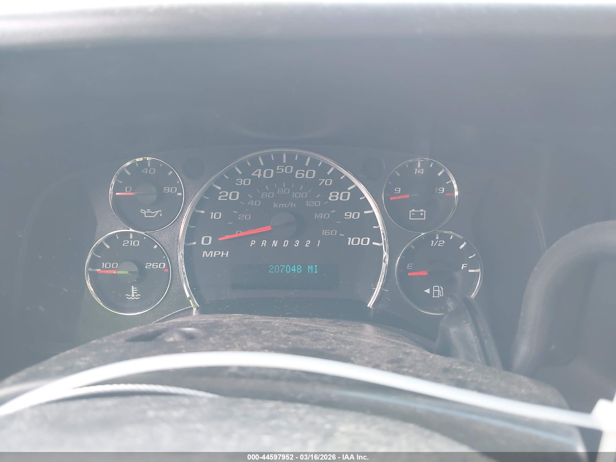 CHEVROLET EXPRESS image 7