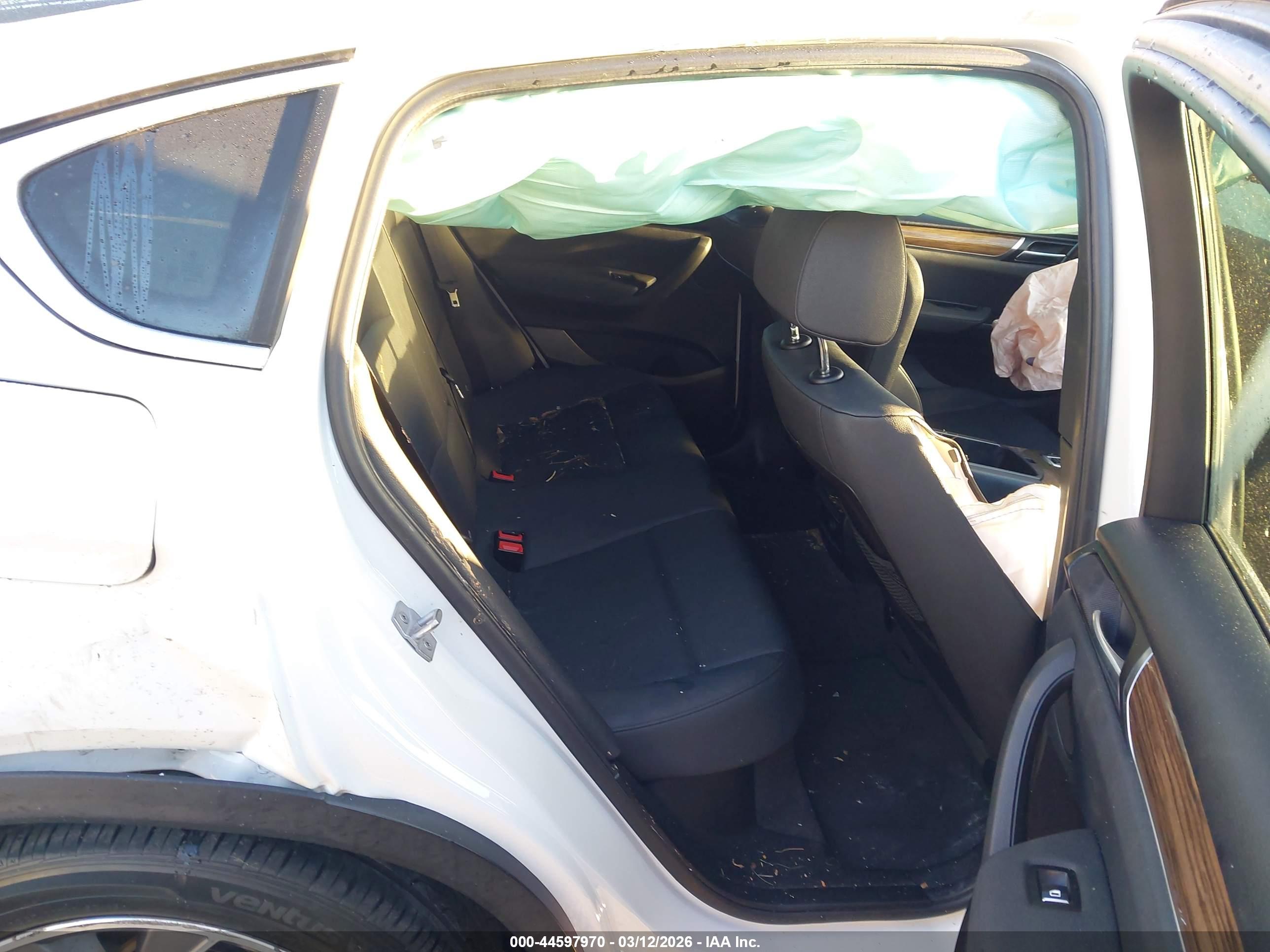 BMW X4 image 8