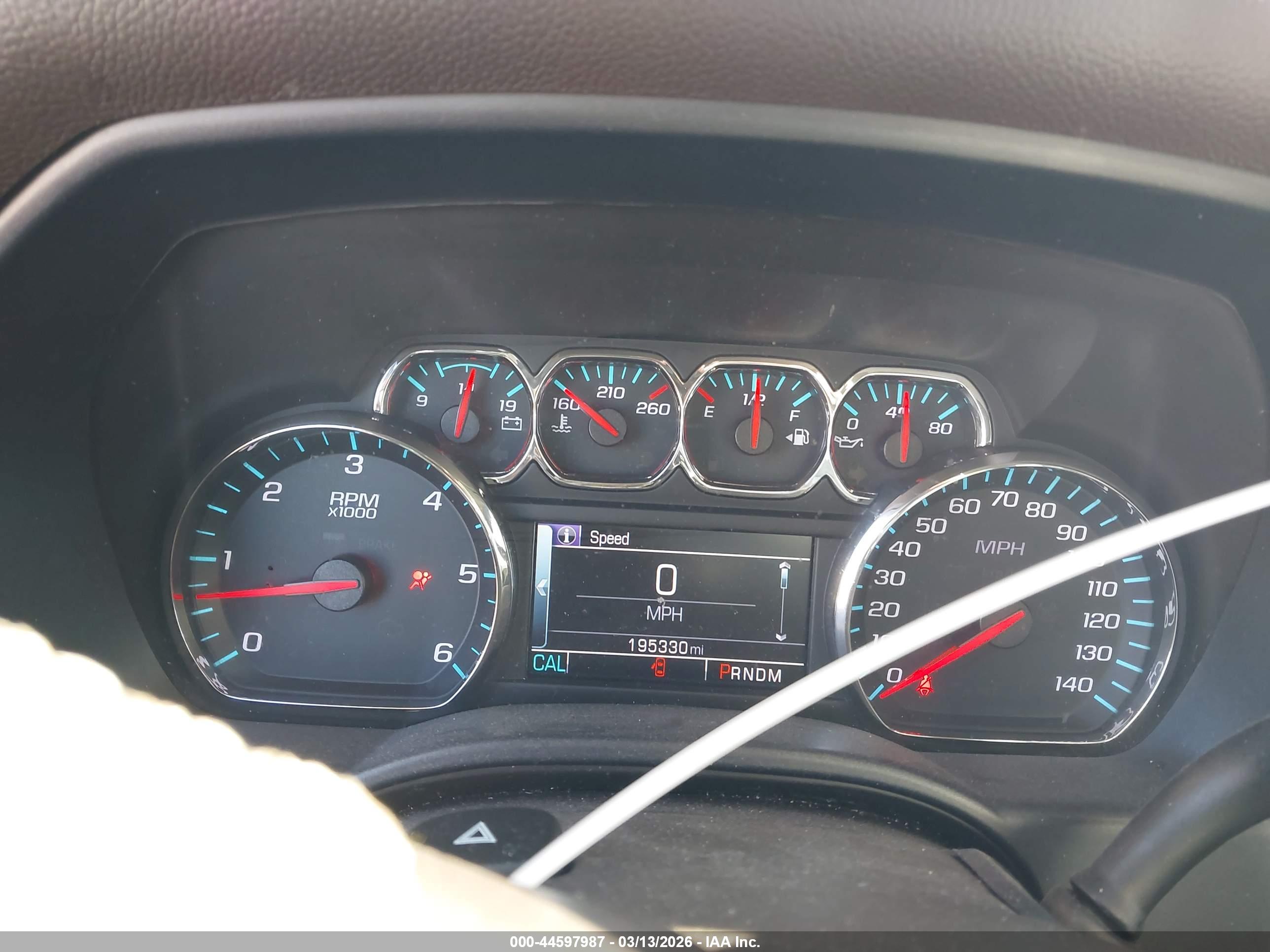 CHEVROLET SILVERADO image 7