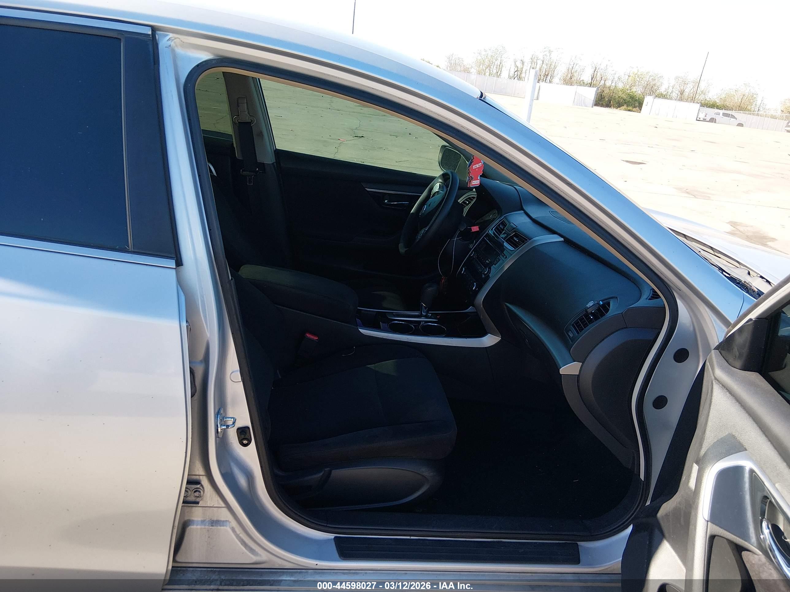 NISSAN ALTIMA image 5