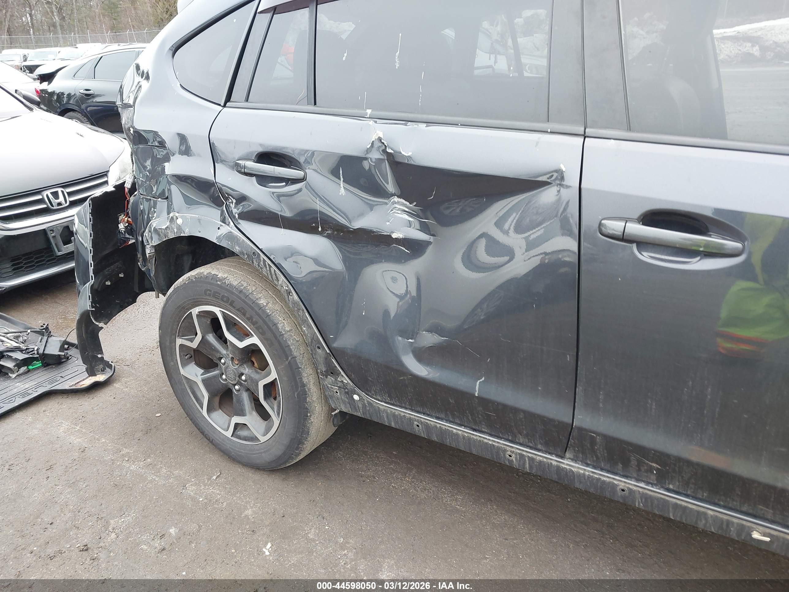 SUBARU XV image 6
