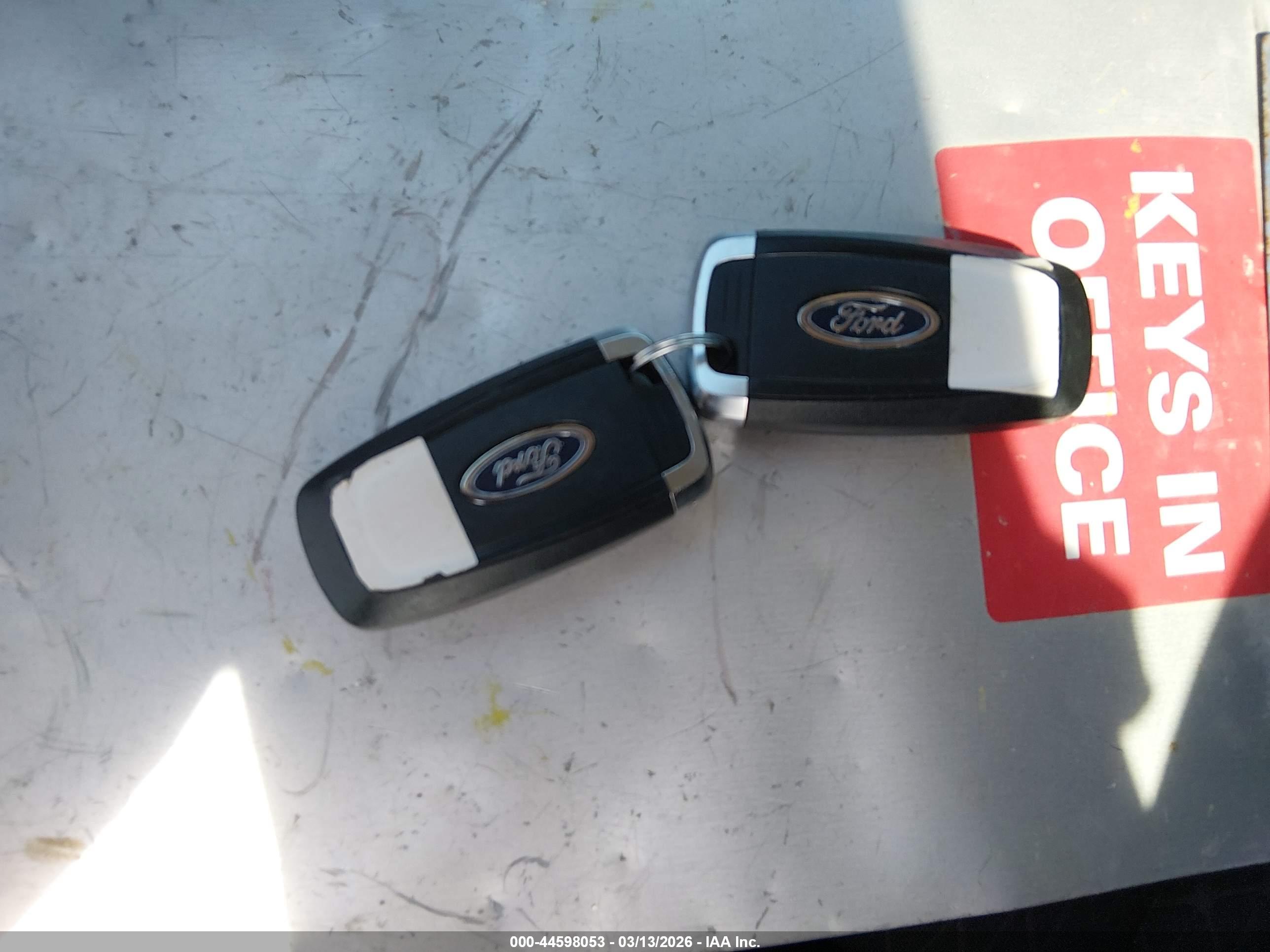 FORD ESCAPE image 11