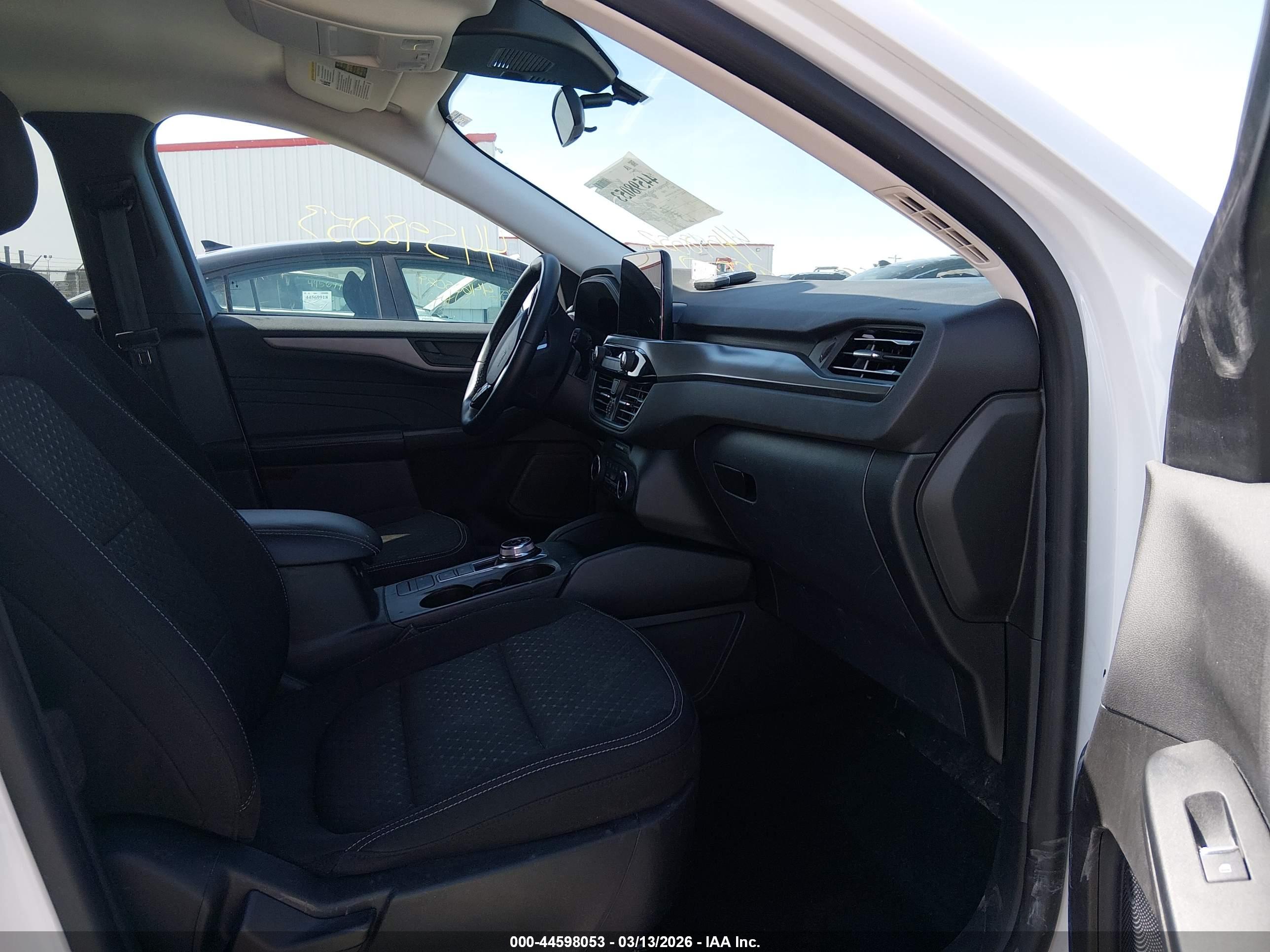 FORD ESCAPE image 5