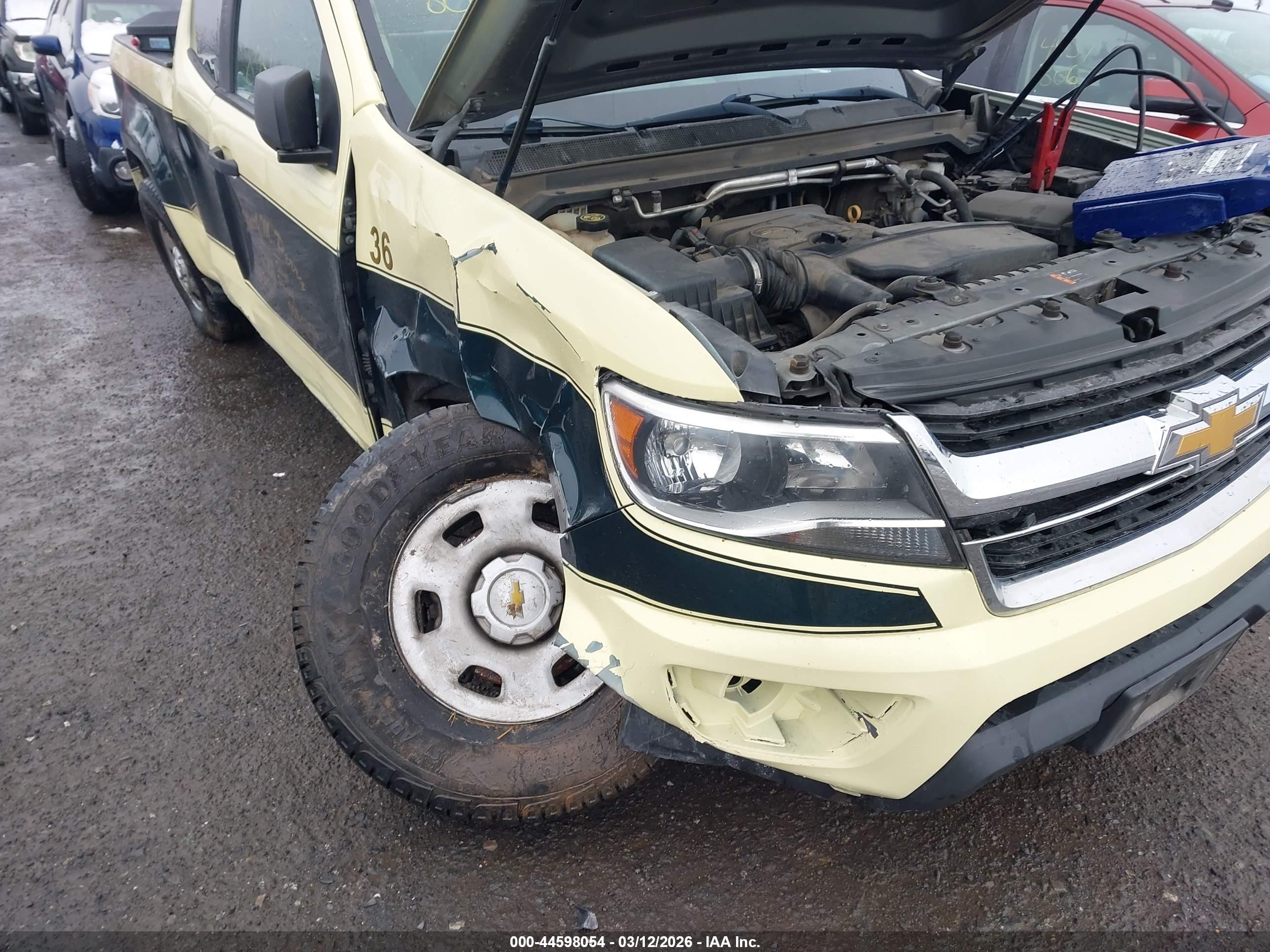 CHEVROLET COLORADO image 6