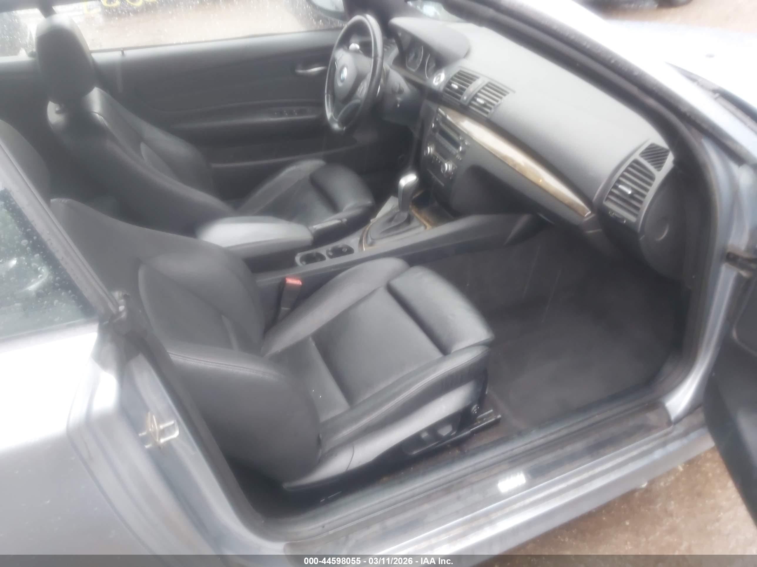 BMW 128I image 5