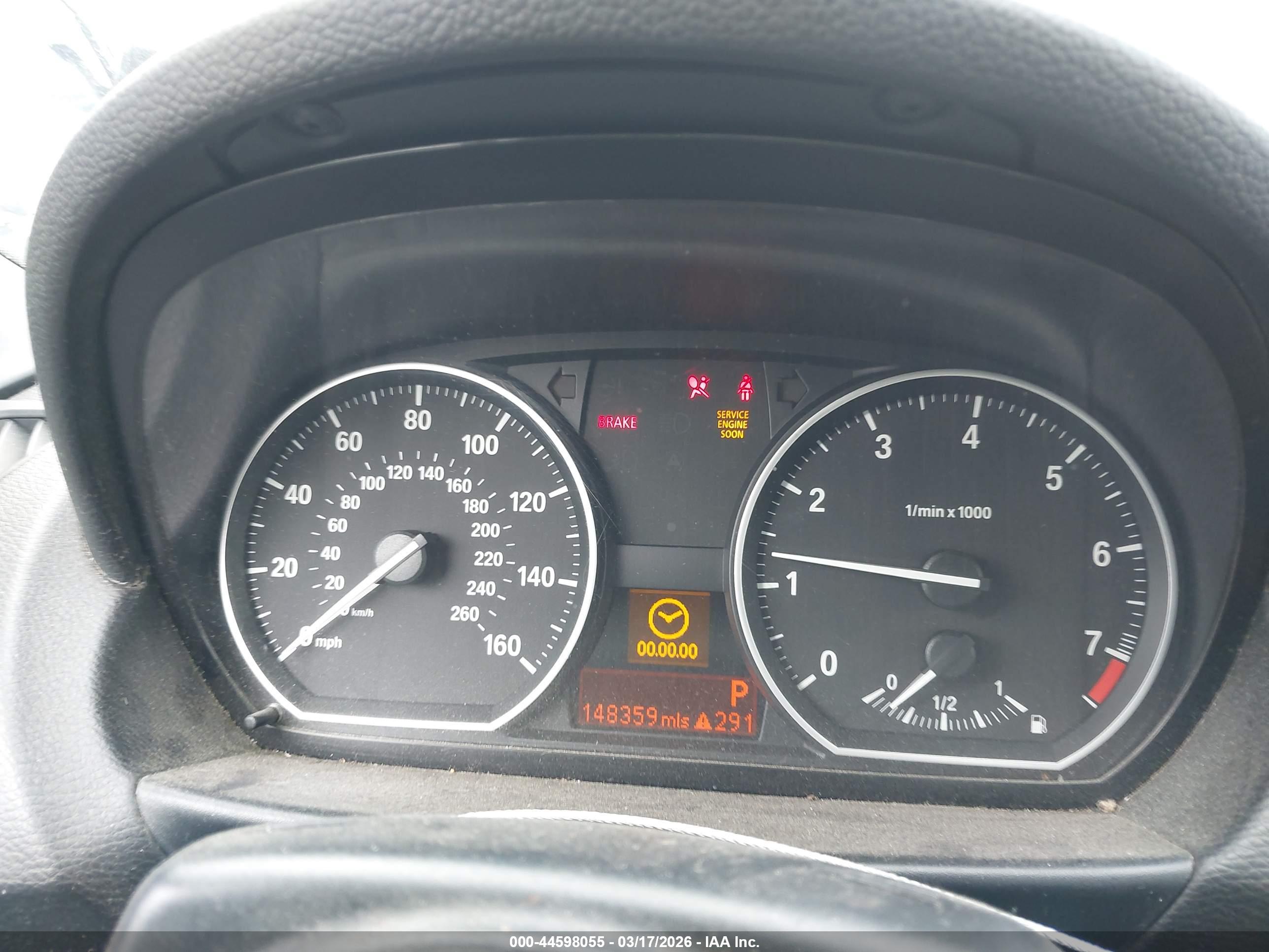 BMW 128I image 7