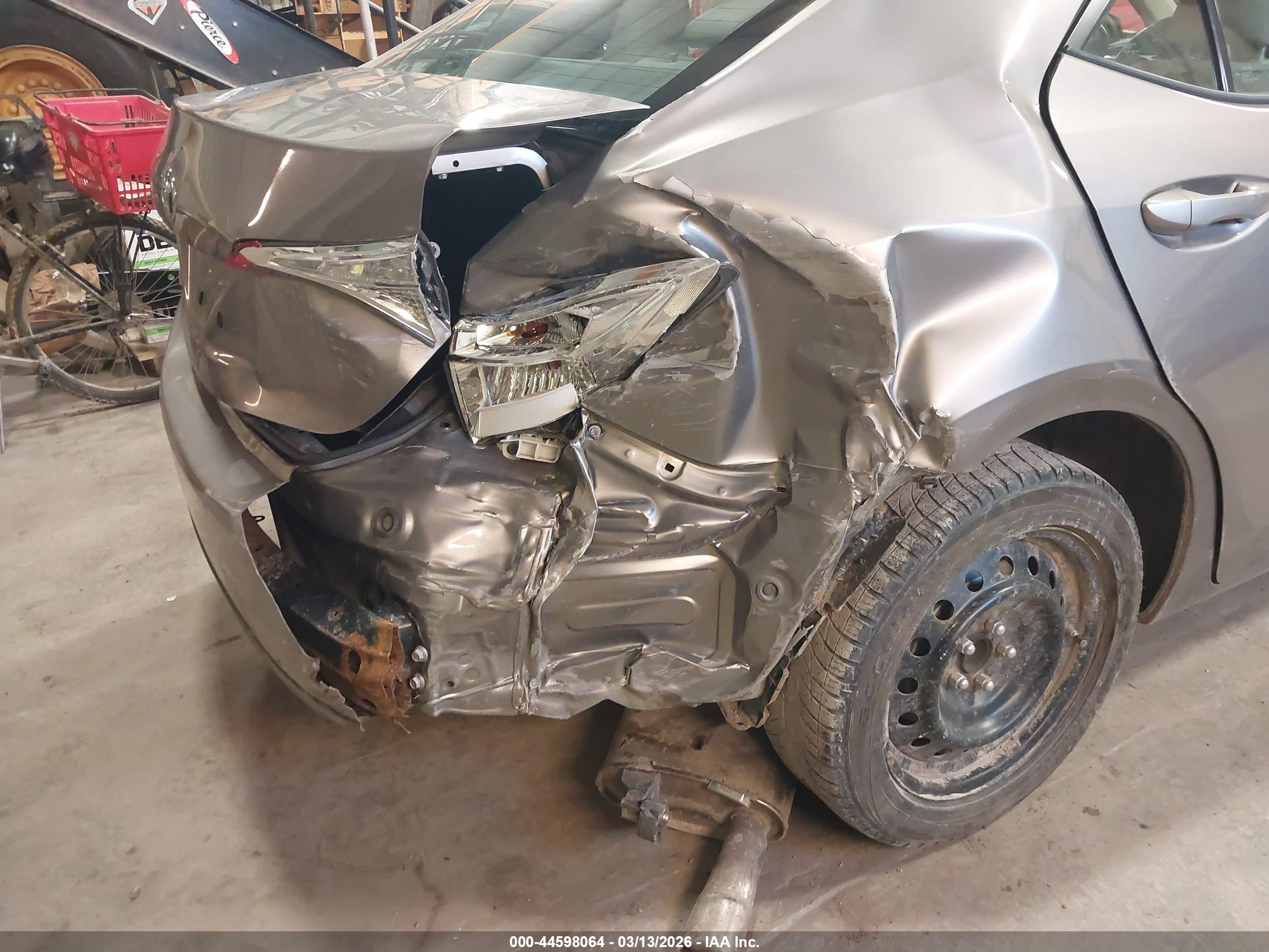 TOYOTA COROLLA image 6