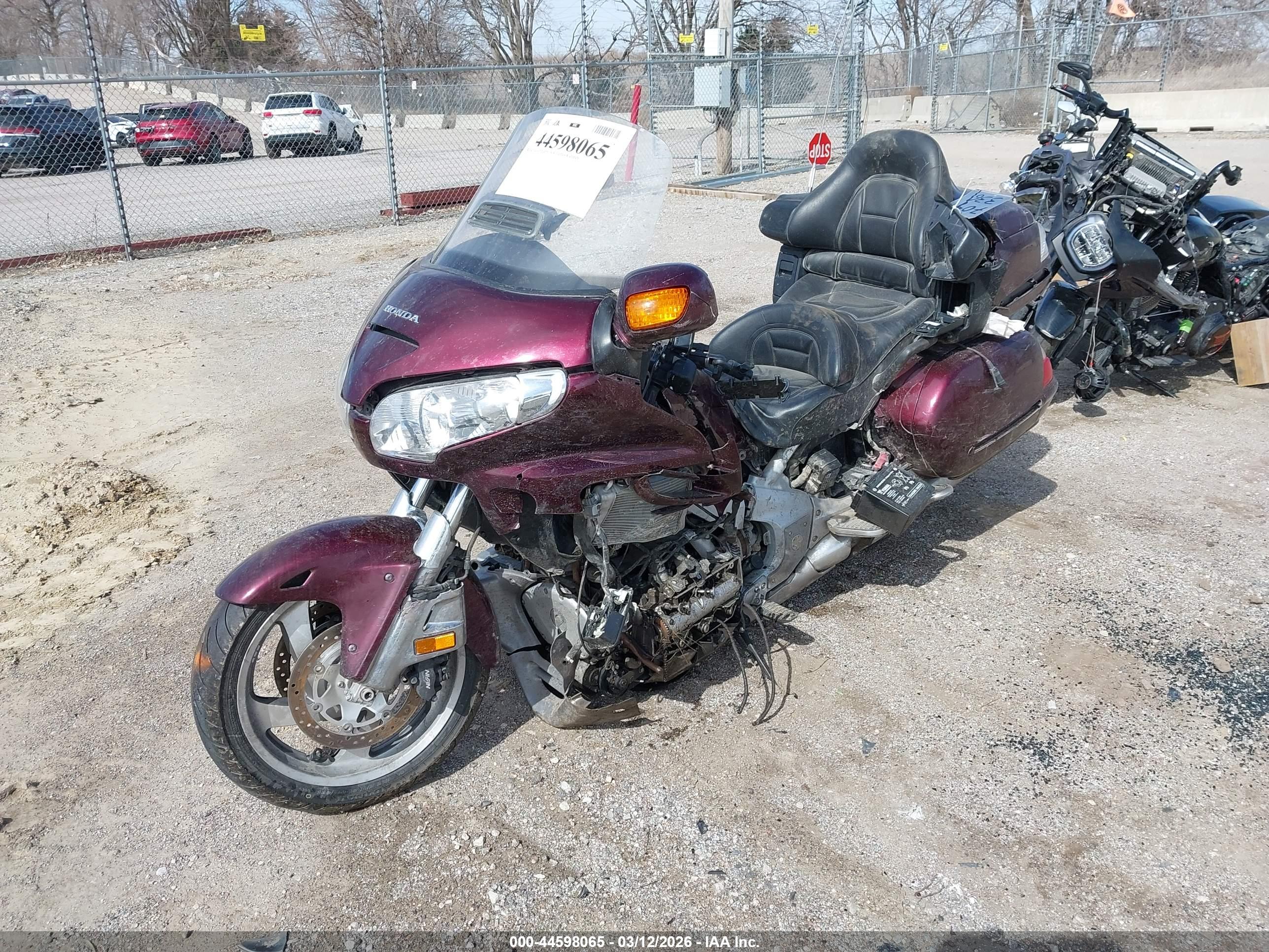 HONDA GL1800 image 2