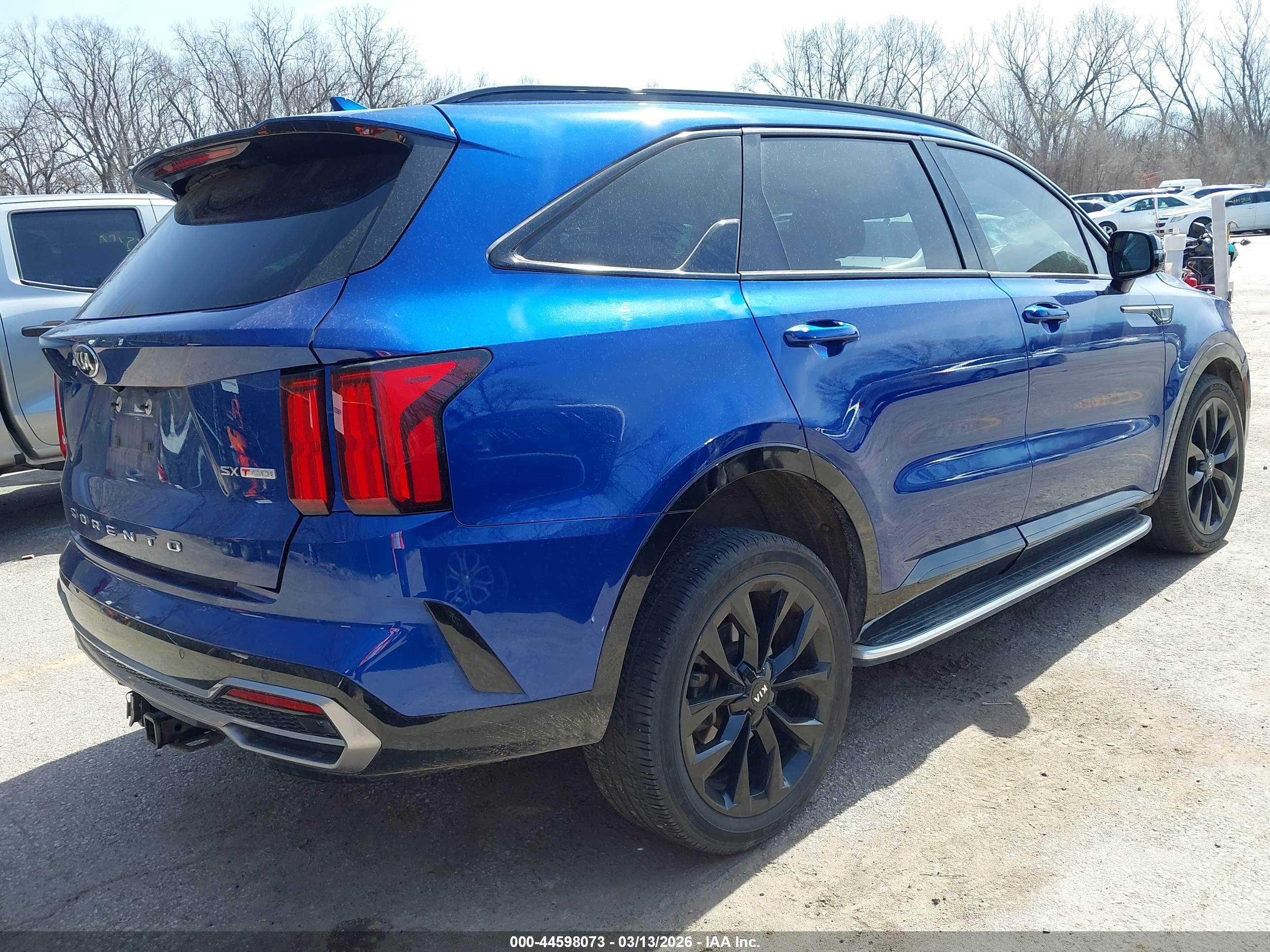 KIA SORENTO image 4