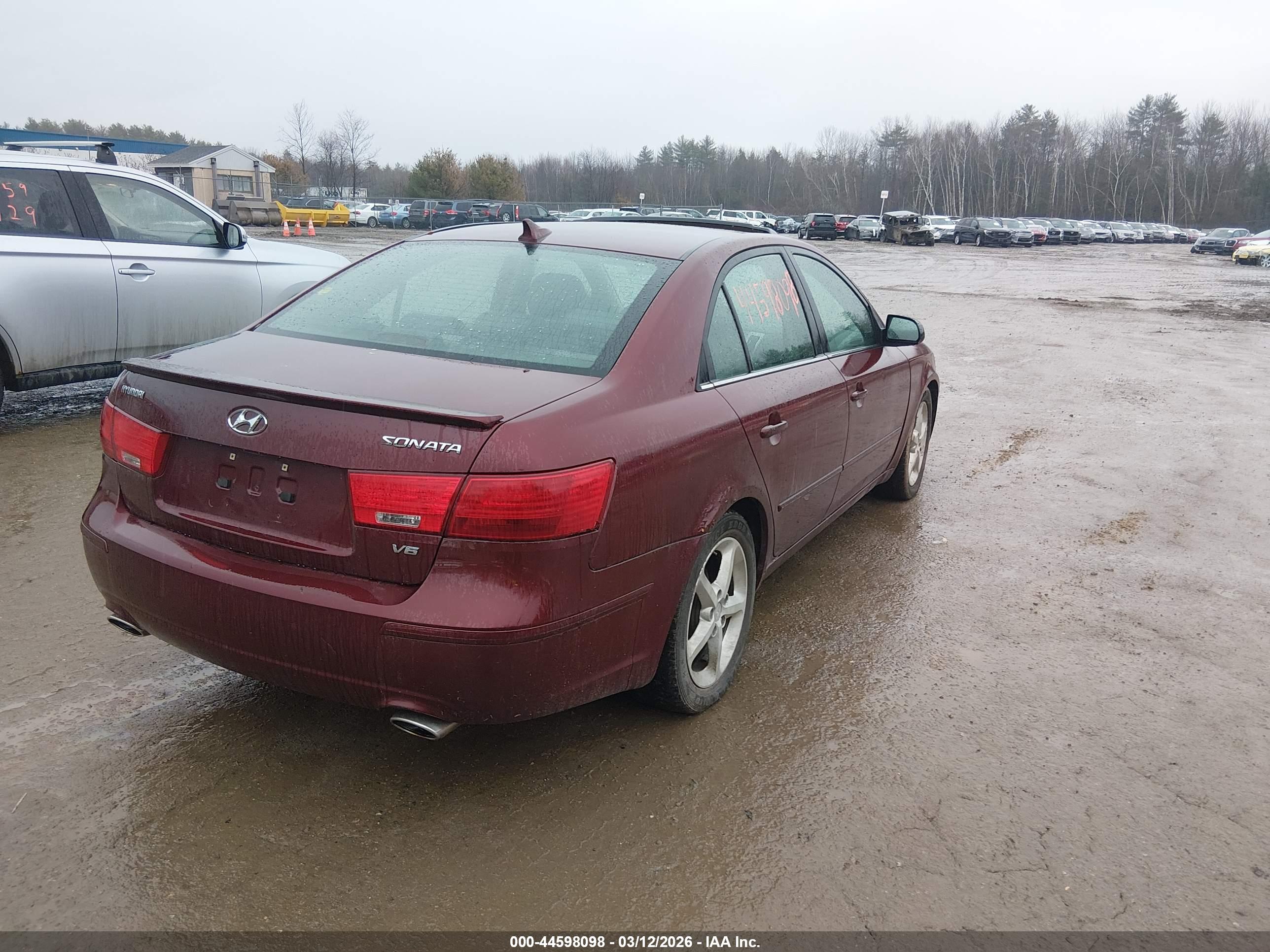HYUNDAI SONATA image 4