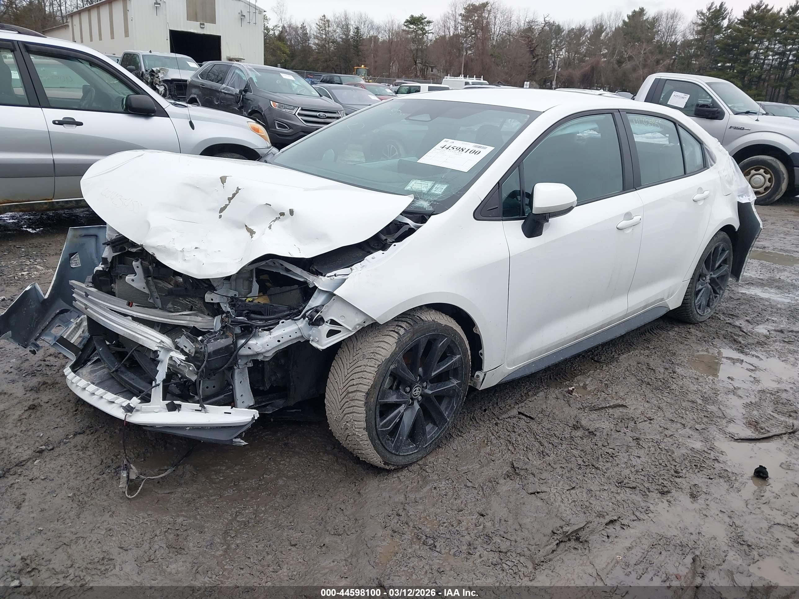TOYOTA COROLLA image 2