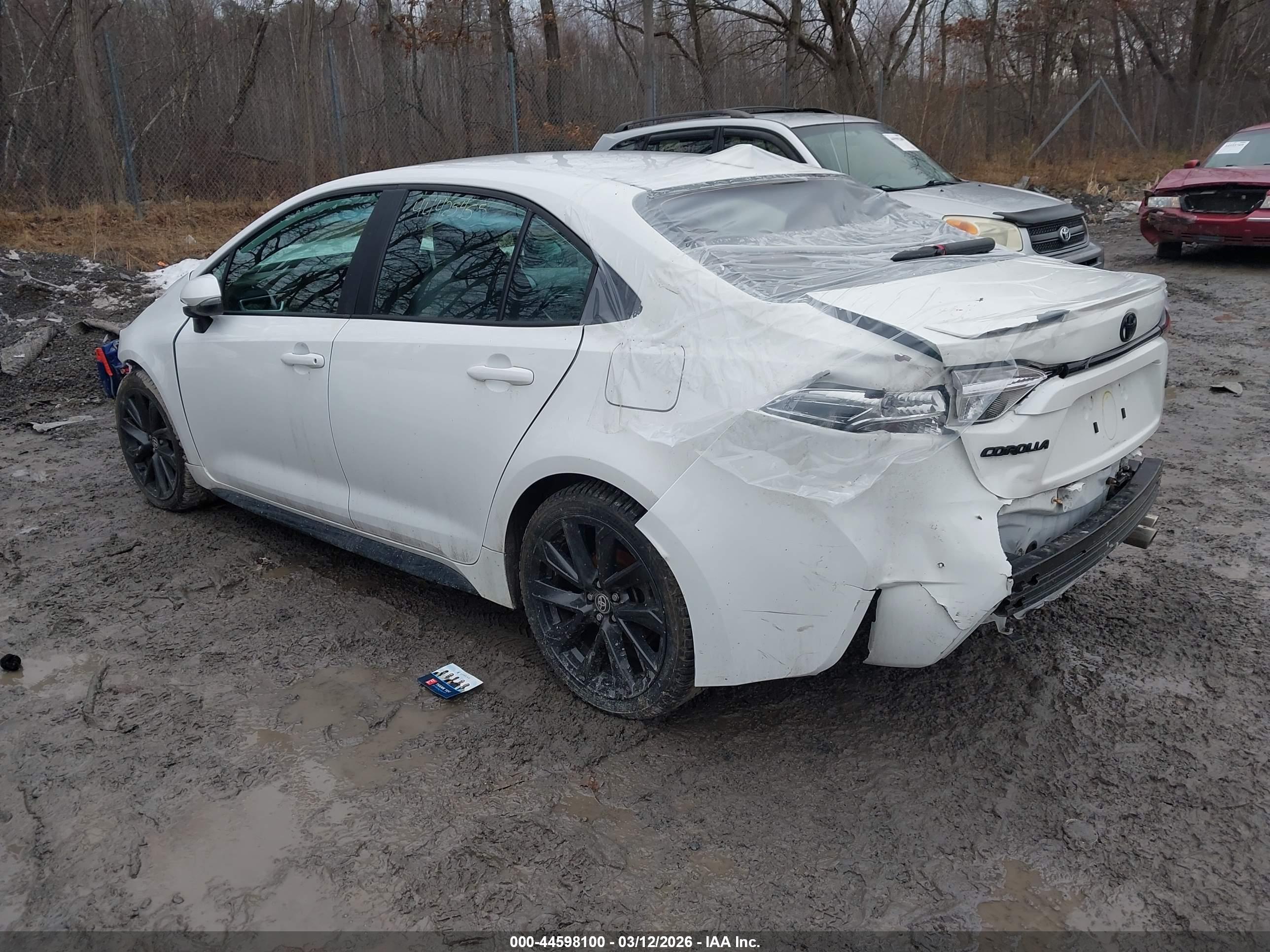 TOYOTA COROLLA image 3