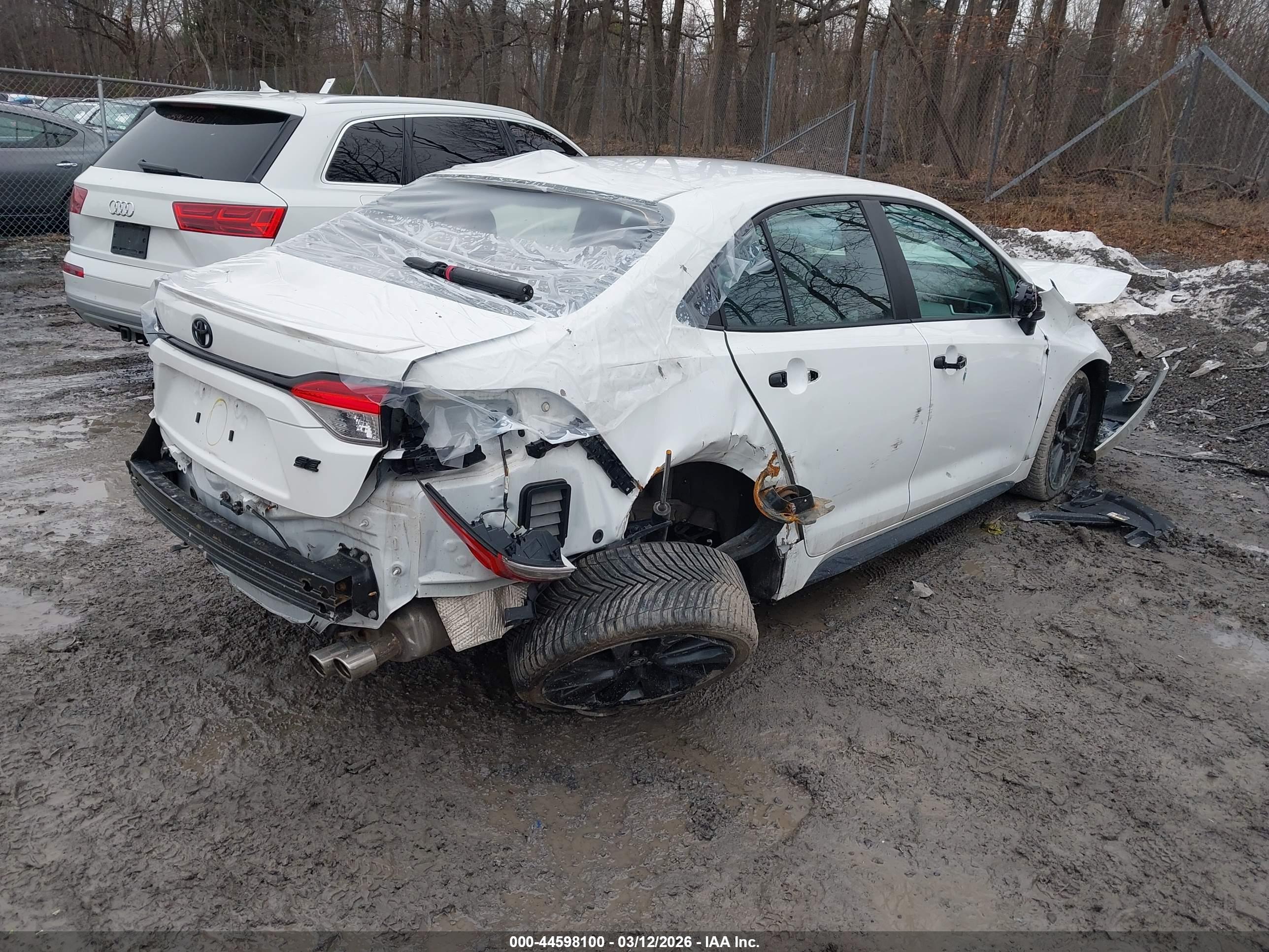TOYOTA COROLLA image 4