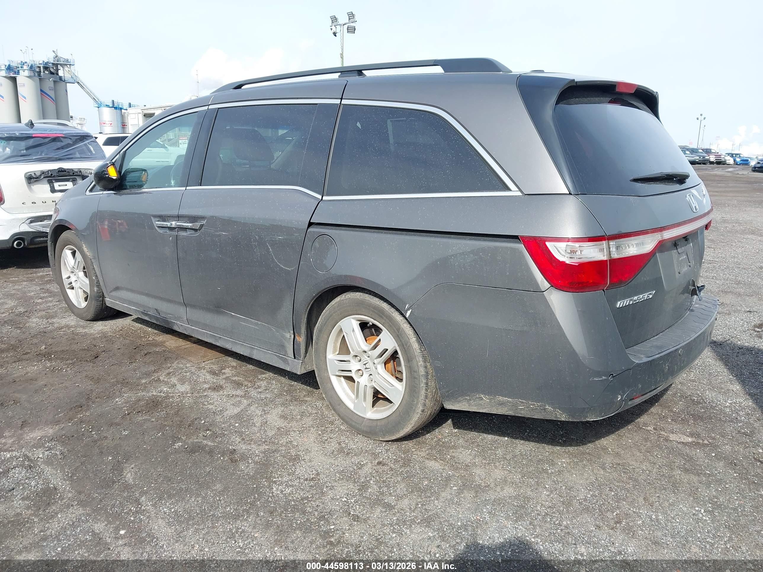 HONDA ODYSSEY image 3