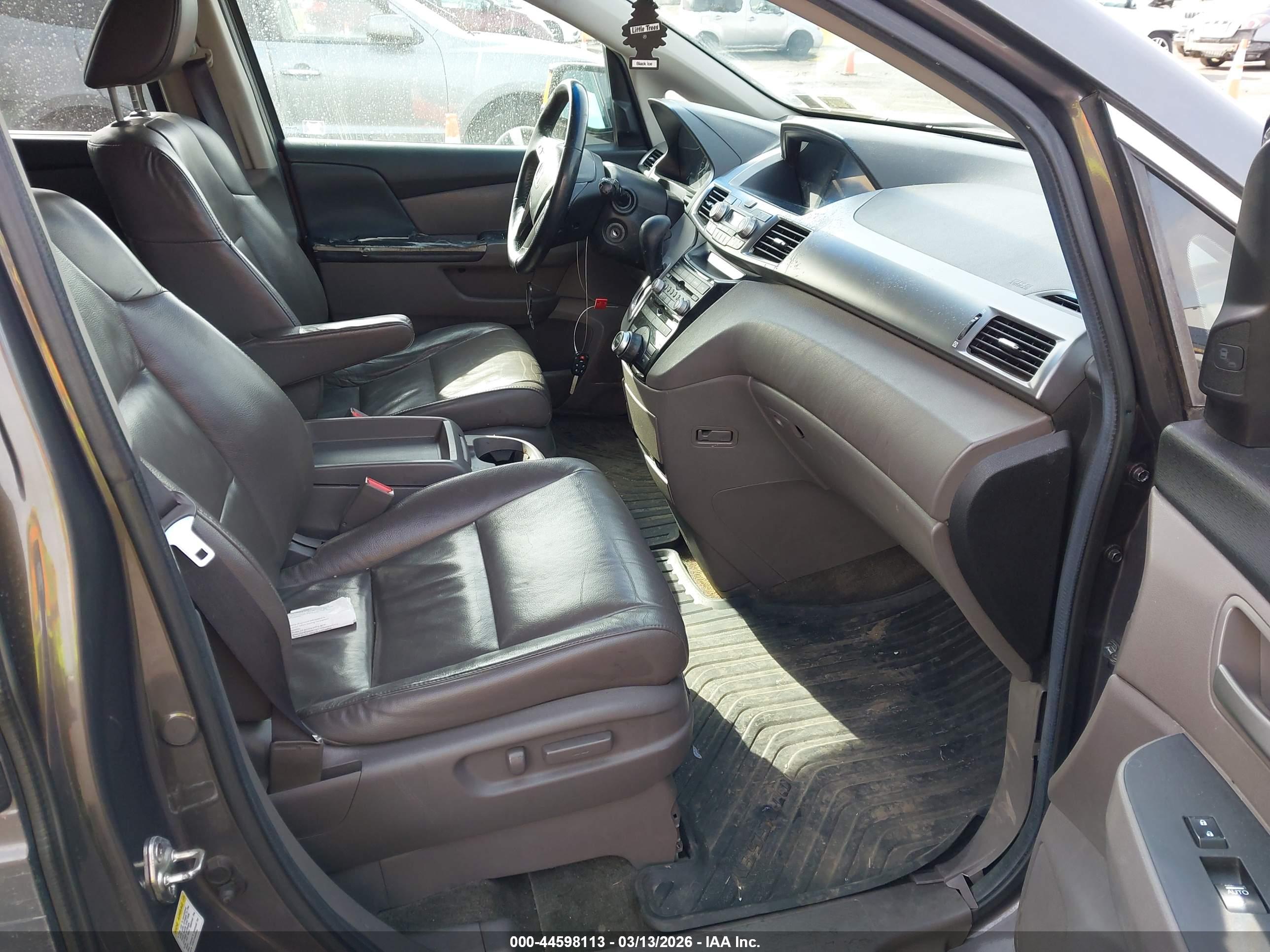 HONDA ODYSSEY image 5