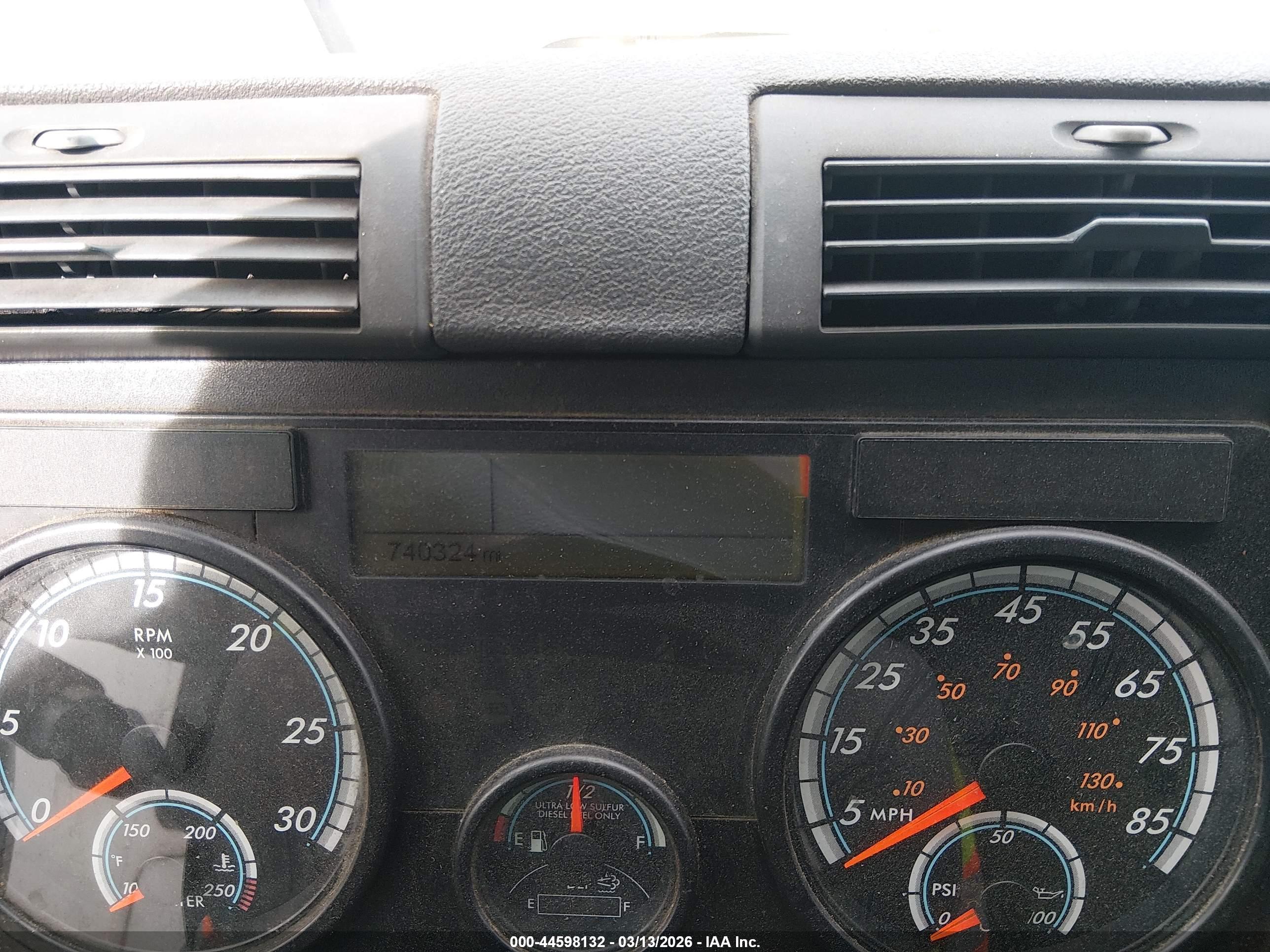 FREIGHTLINER CASCADIA image 6