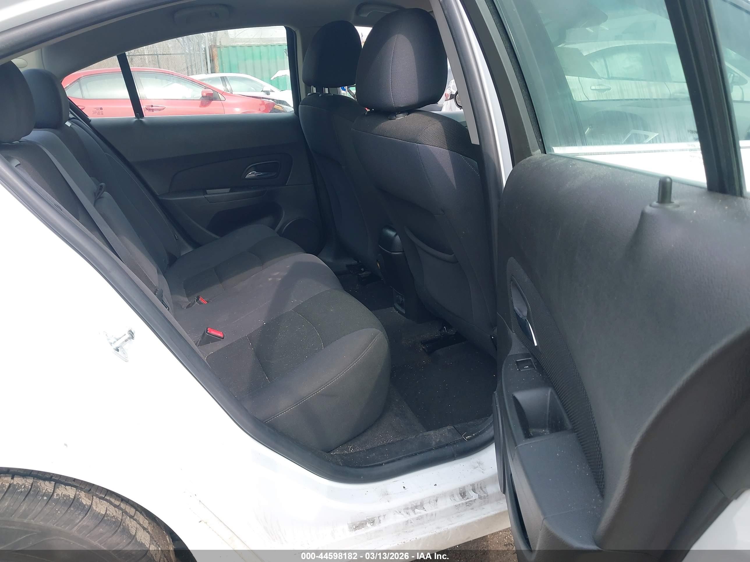 CHEVROLET CRUZE image 8