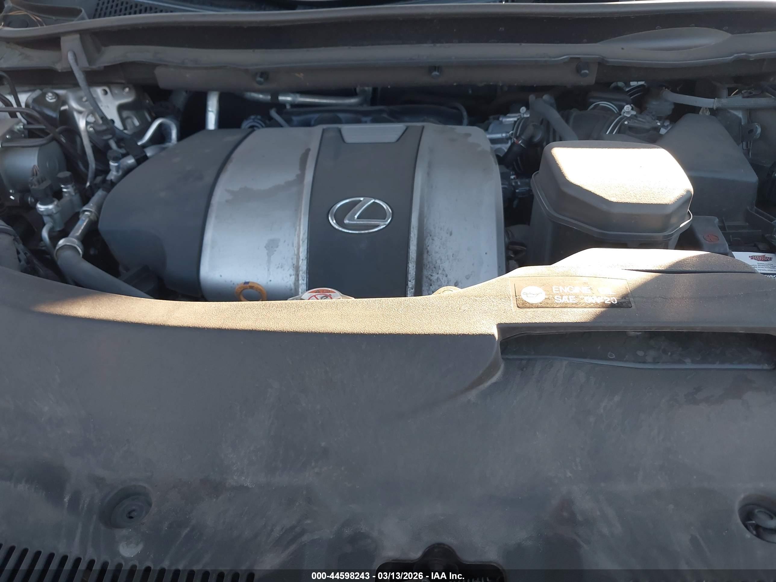 LEXUS RX image 10