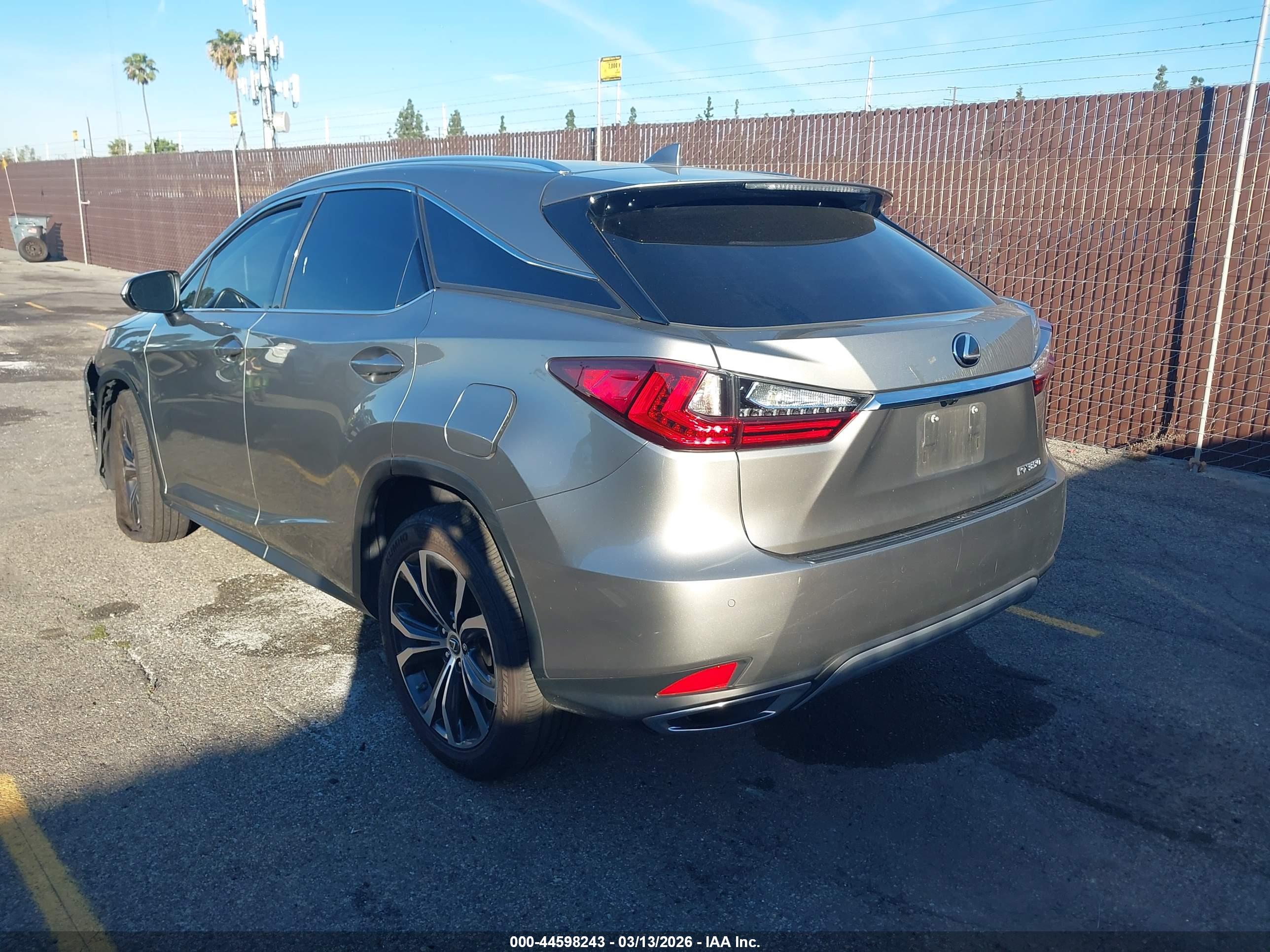 LEXUS RX image 3
