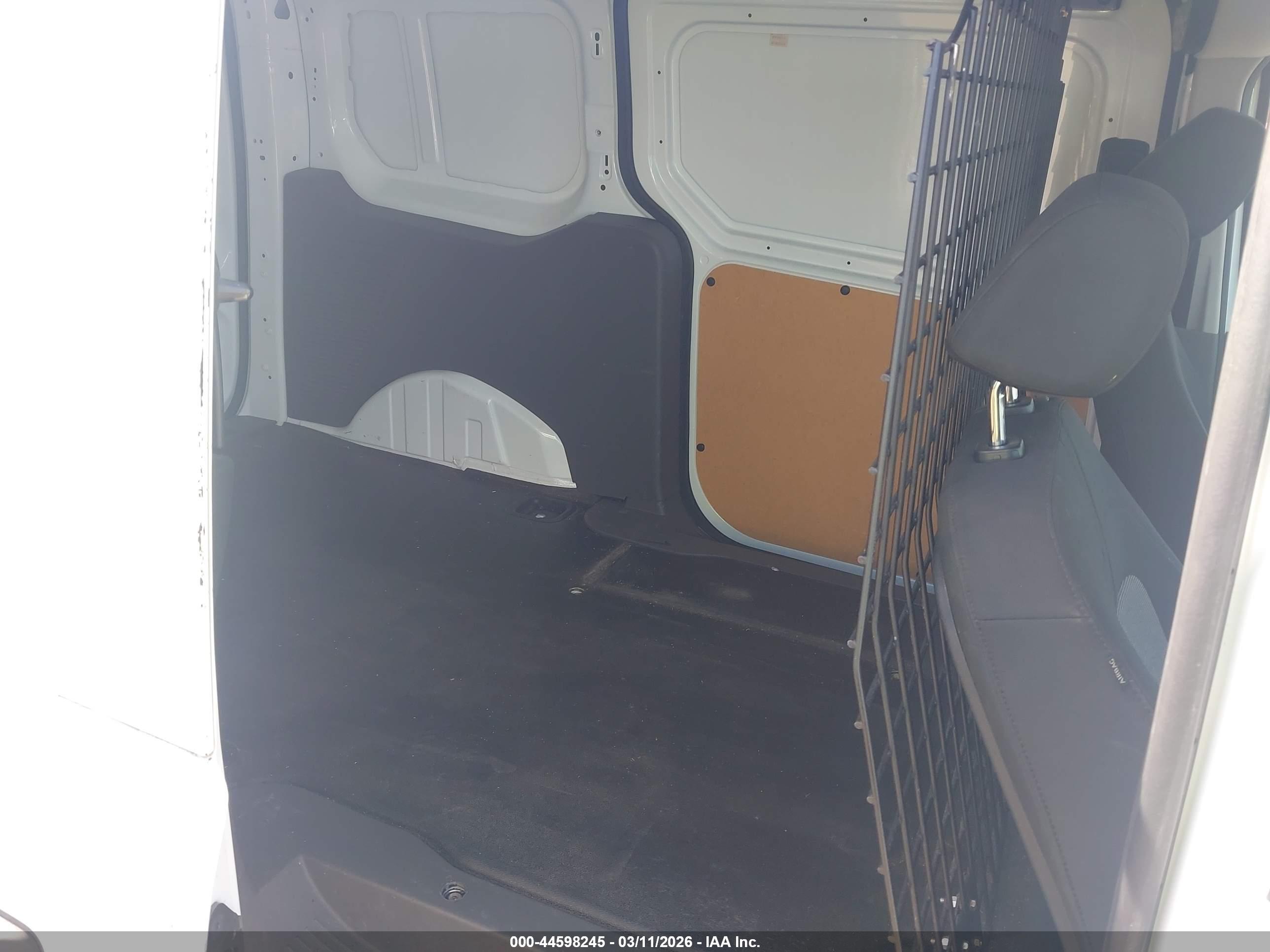 FORD TRANSIT image 8