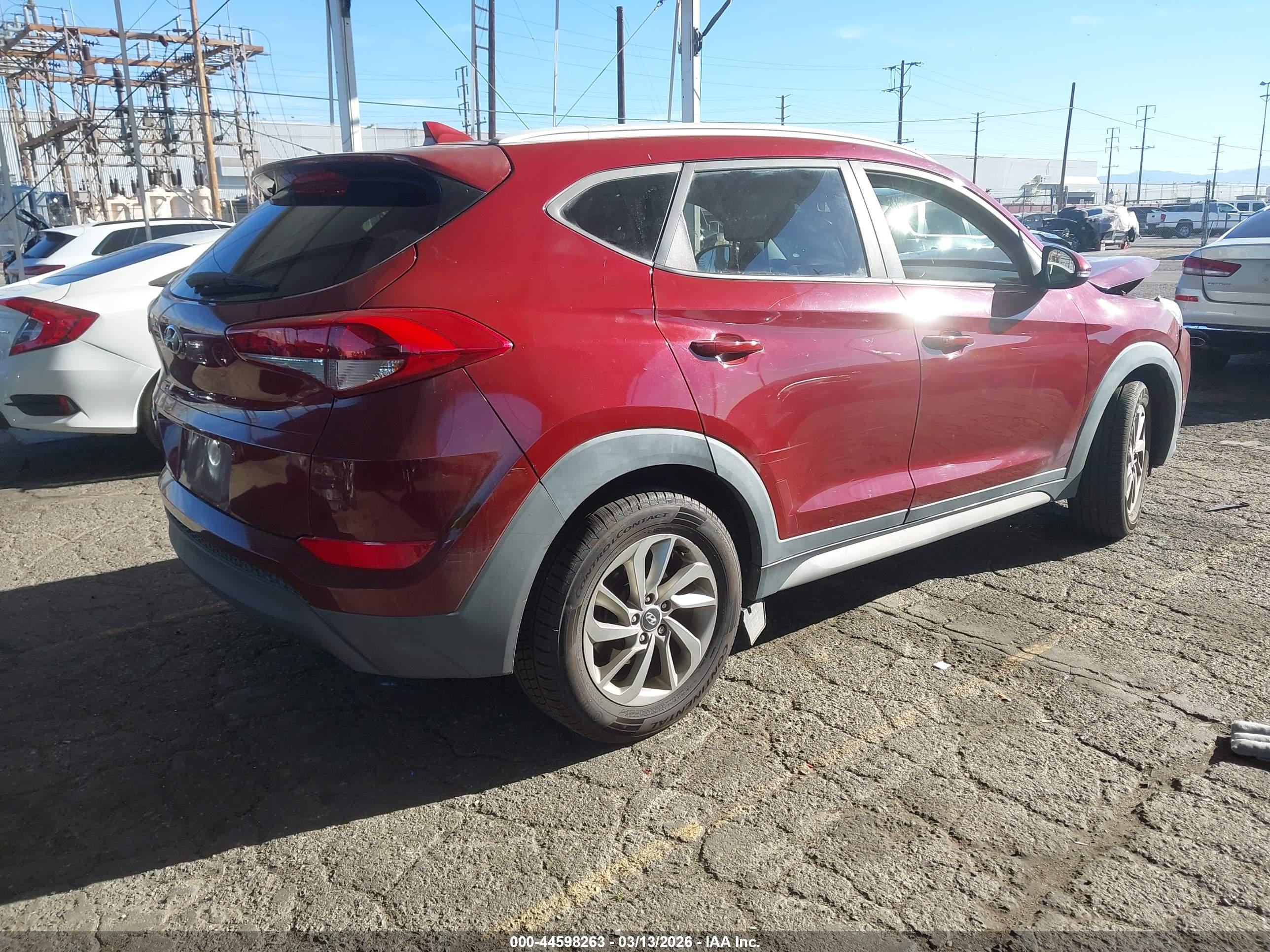 HYUNDAI TUCSON image 4