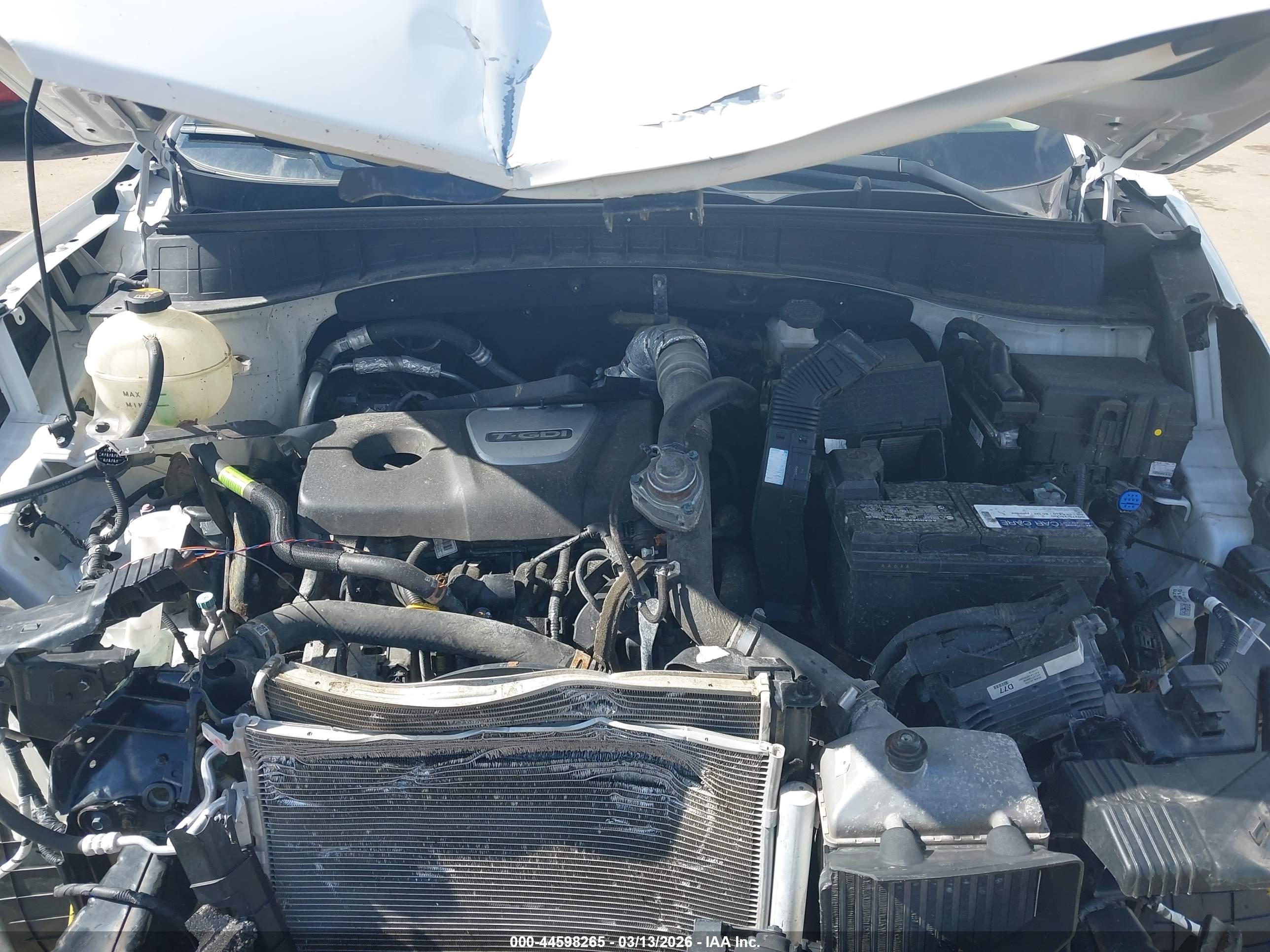 HYUNDAI TUCSON image 10