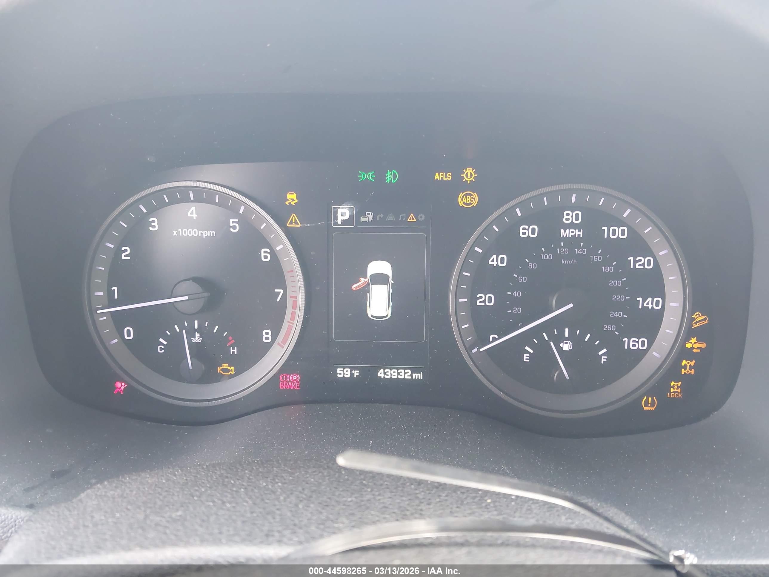 HYUNDAI TUCSON image 7
