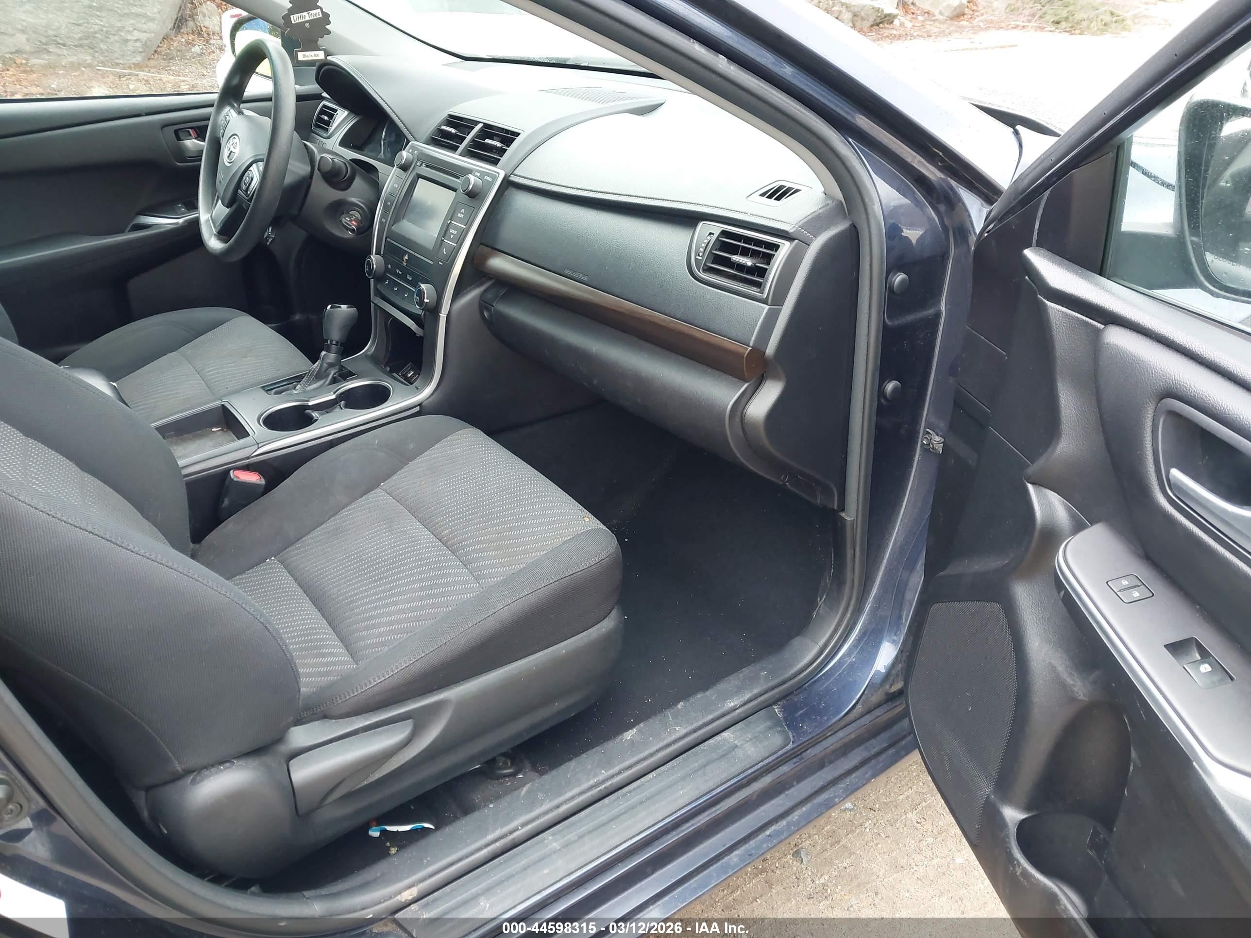 TOYOTA CAMRY image 5