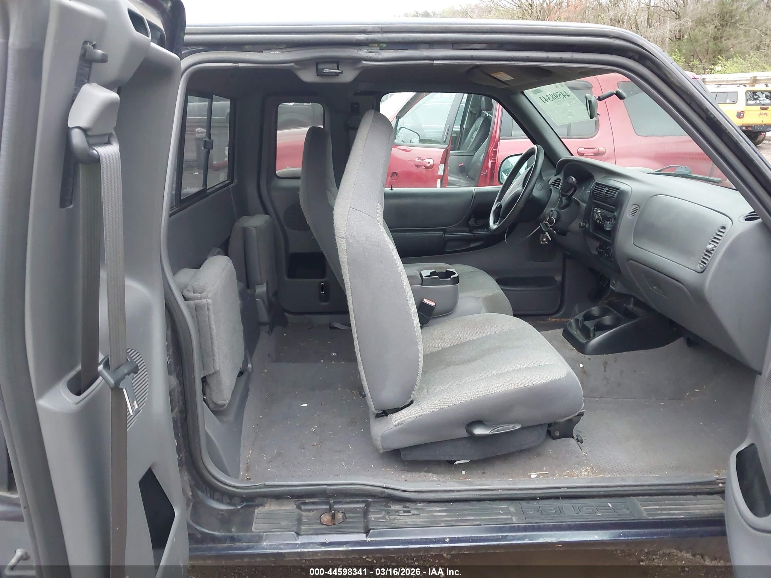 FORD RANGER image 8