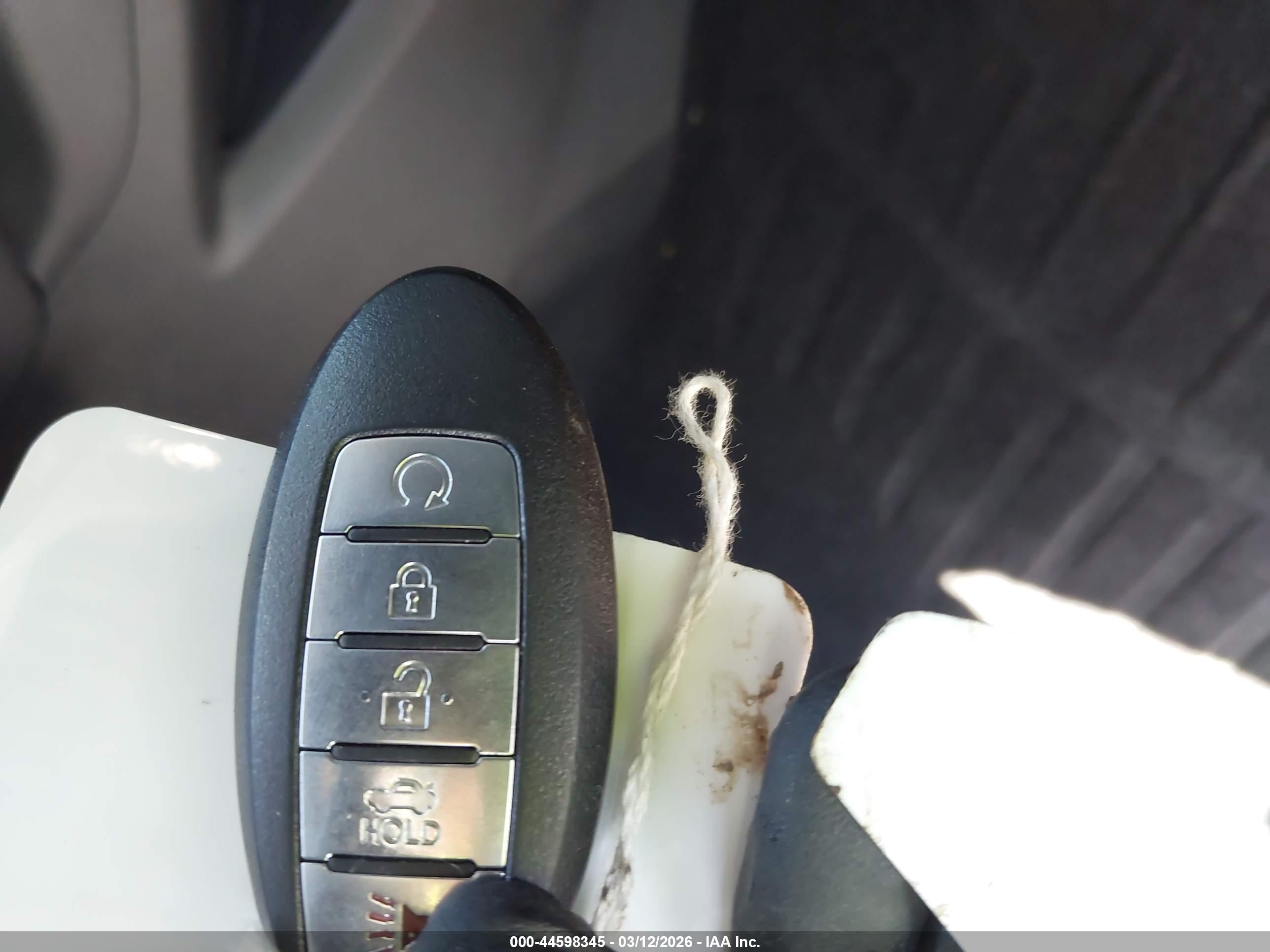 NISSAN MURANO image 11