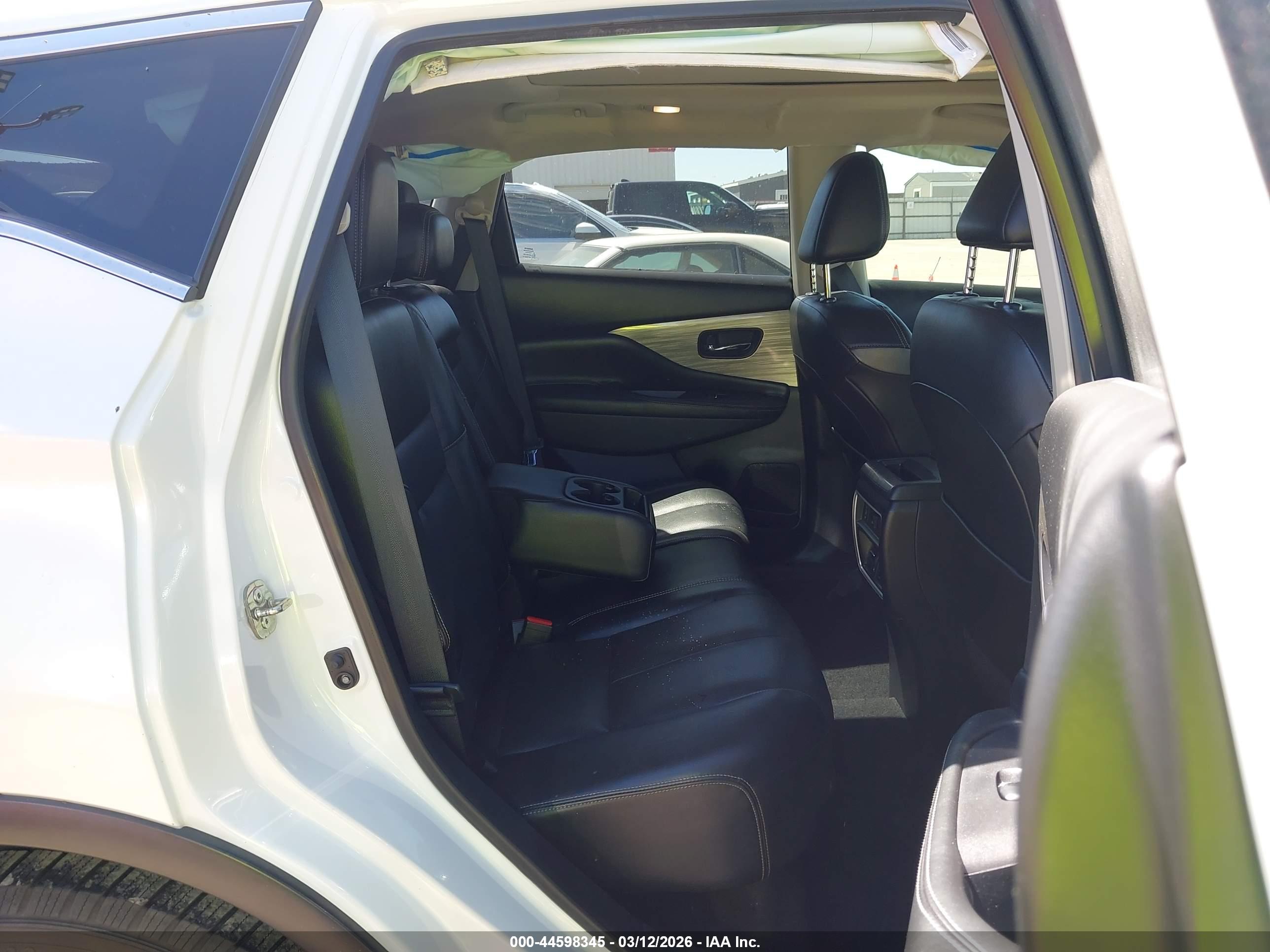 NISSAN MURANO image 8
