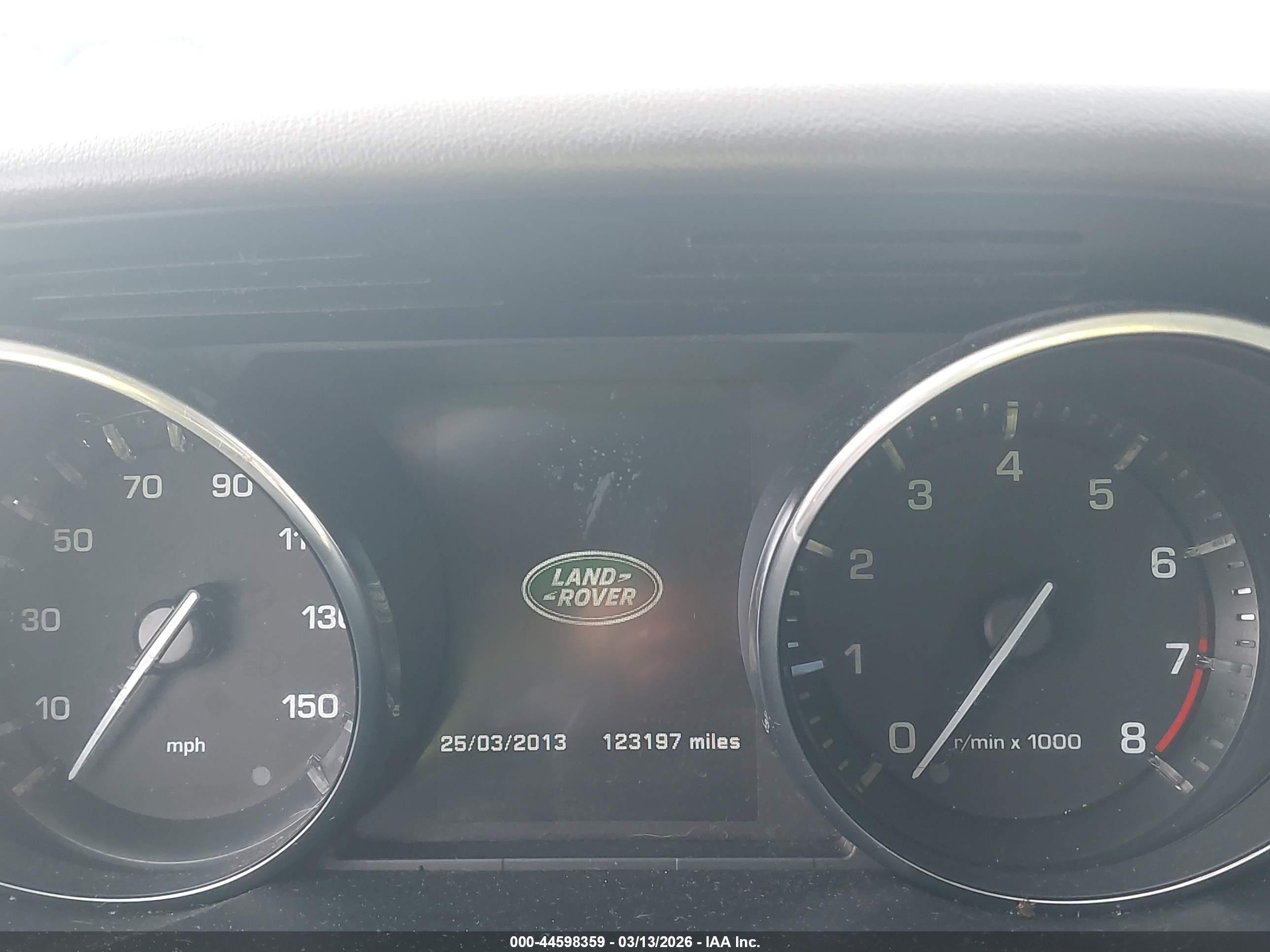 LAND ROVER image 7