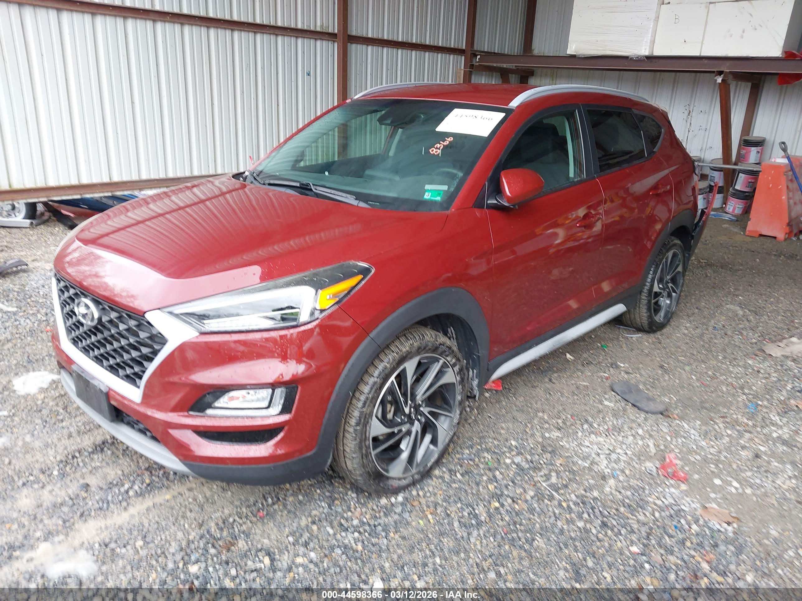 HYUNDAI TUCSON image 2