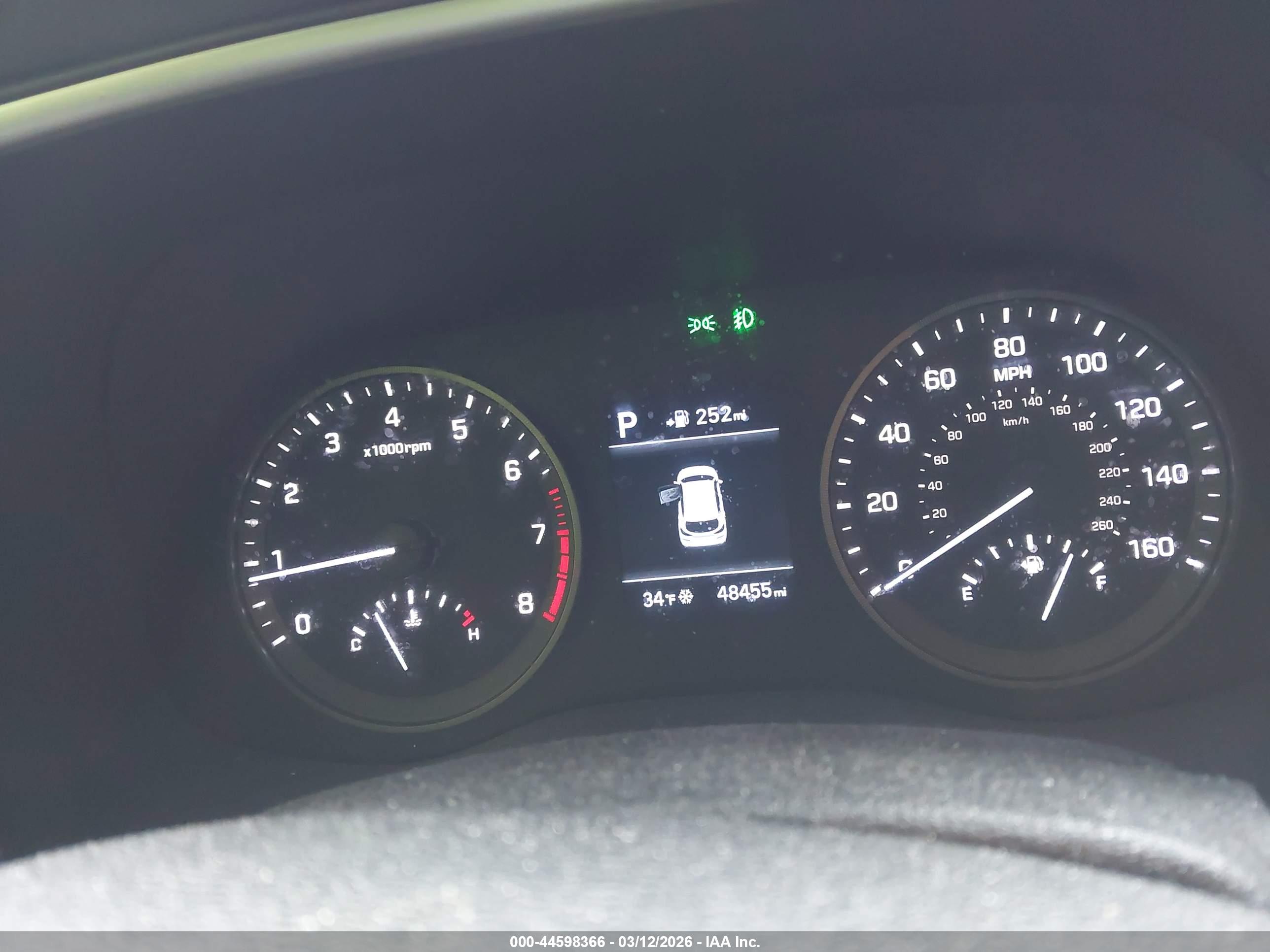 HYUNDAI TUCSON image 7