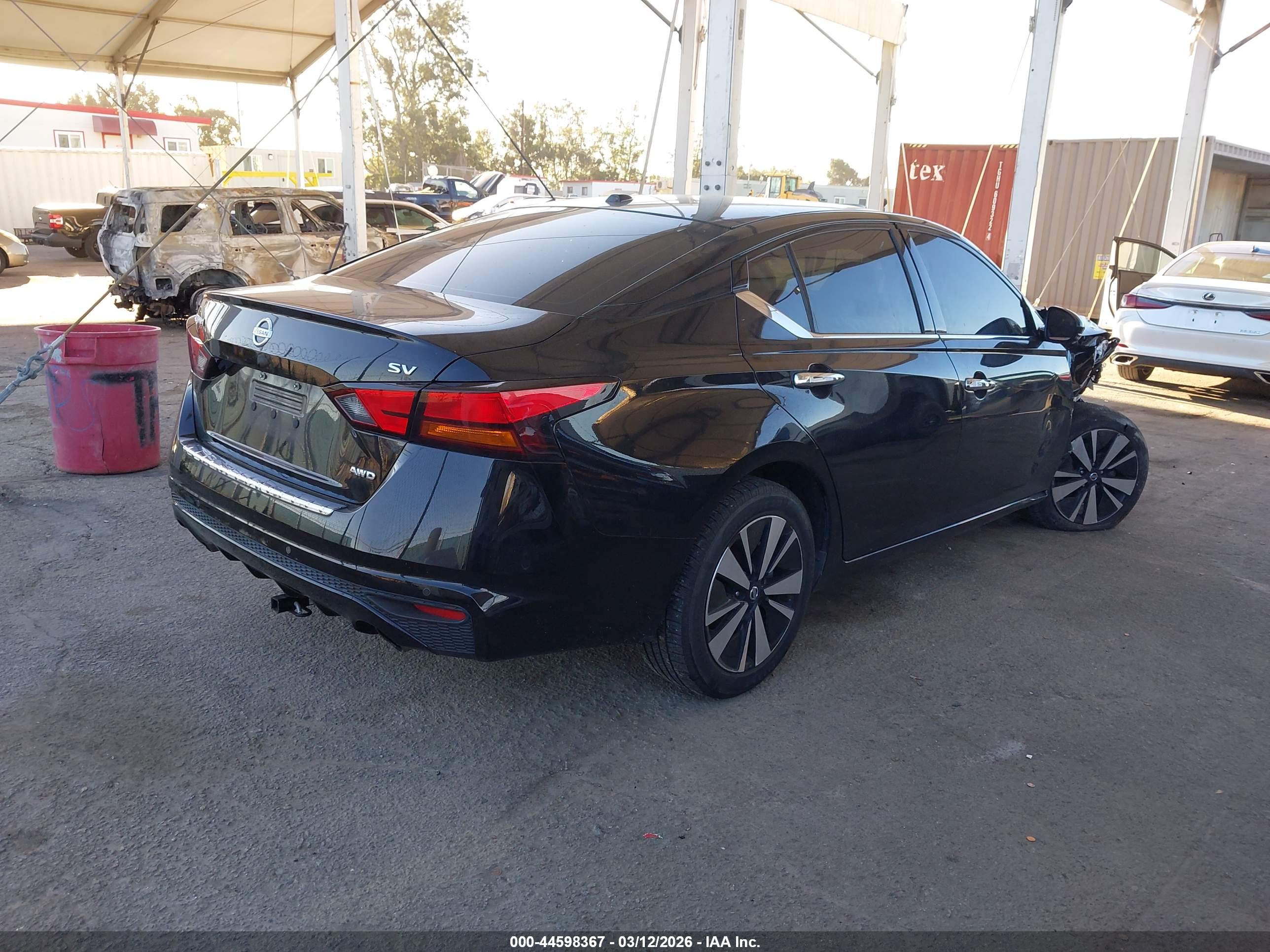 NISSAN ALTIMA image 4