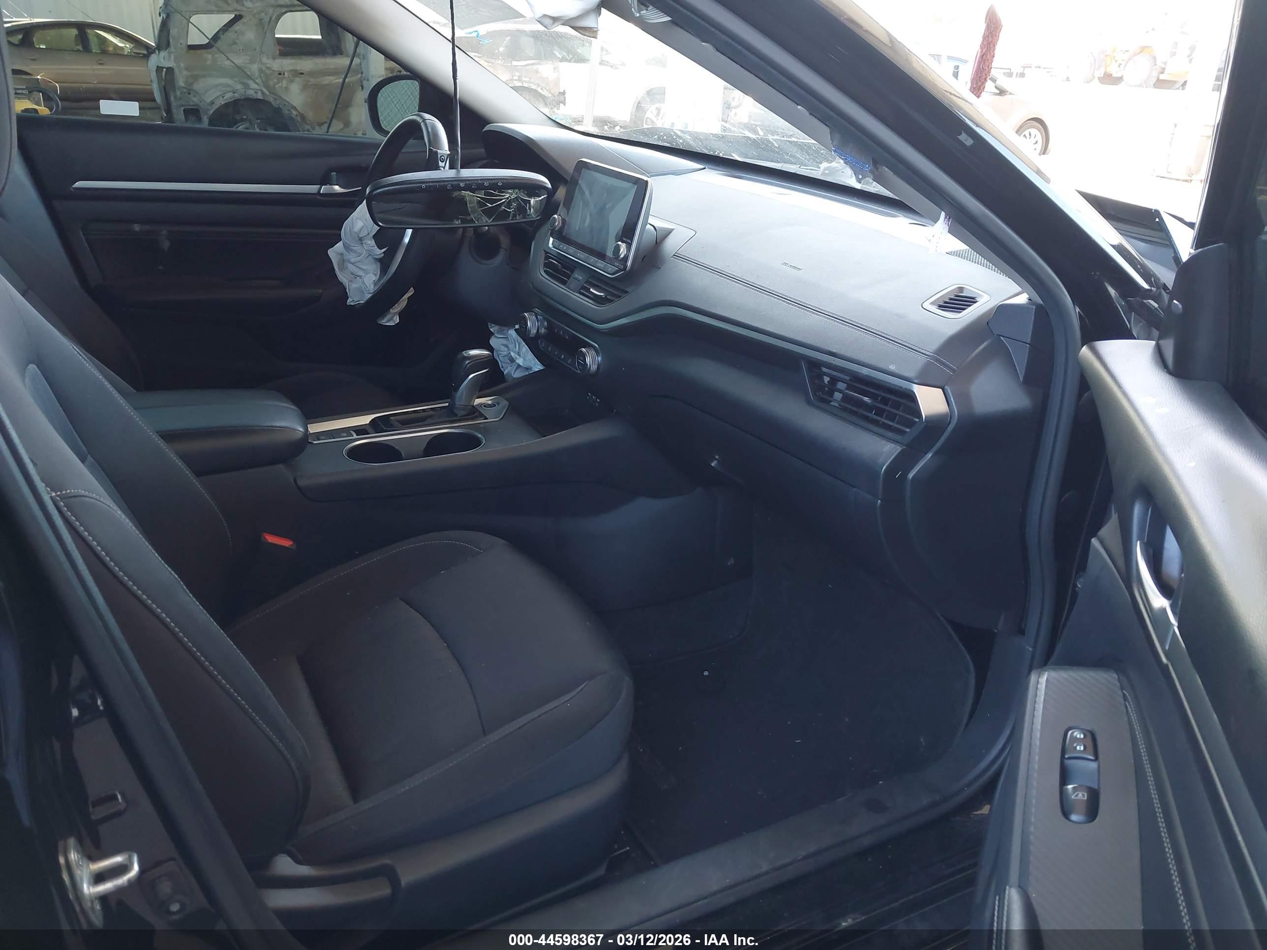 NISSAN ALTIMA image 5
