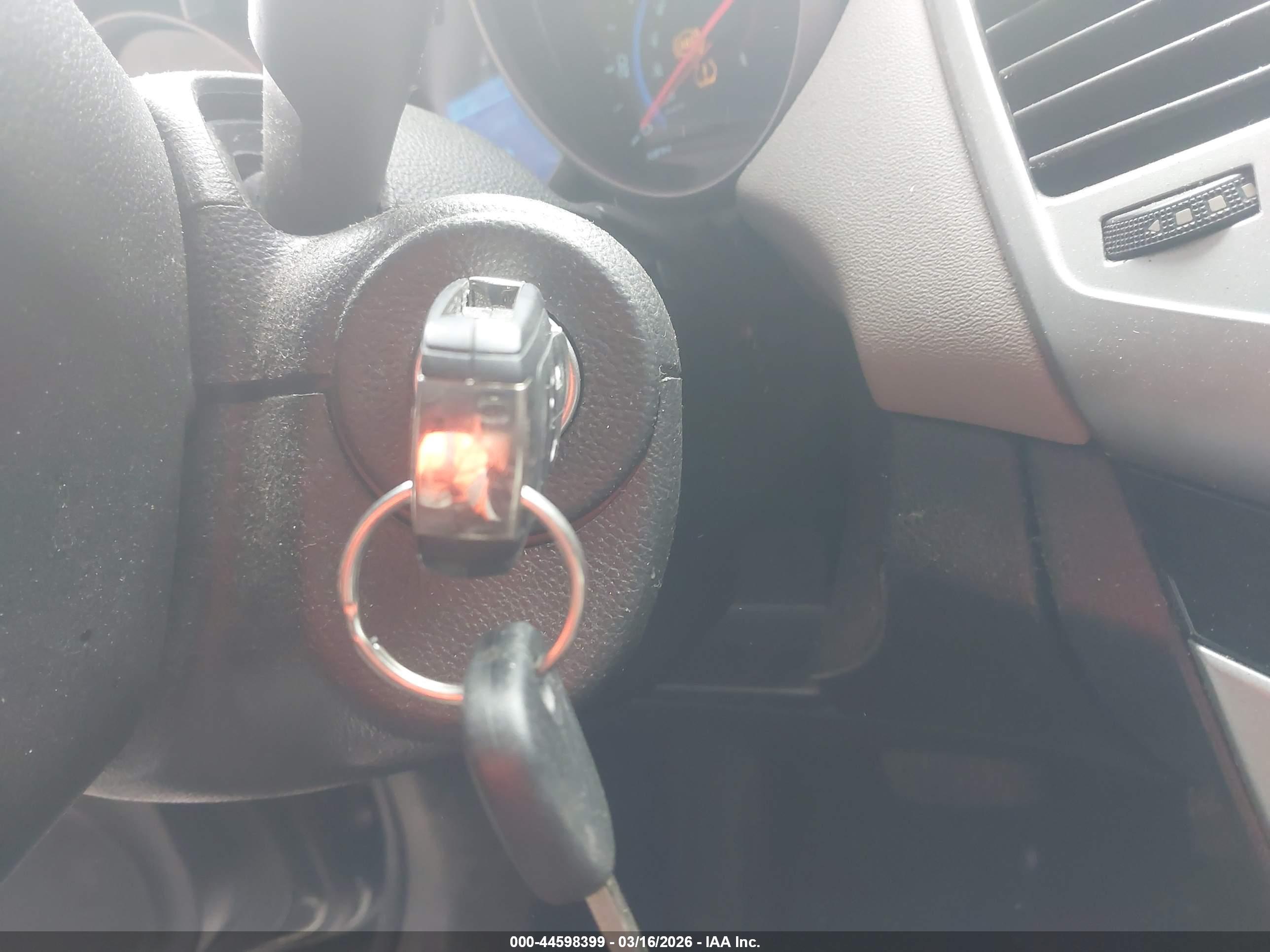 CHEVROLET CRUZE image 11