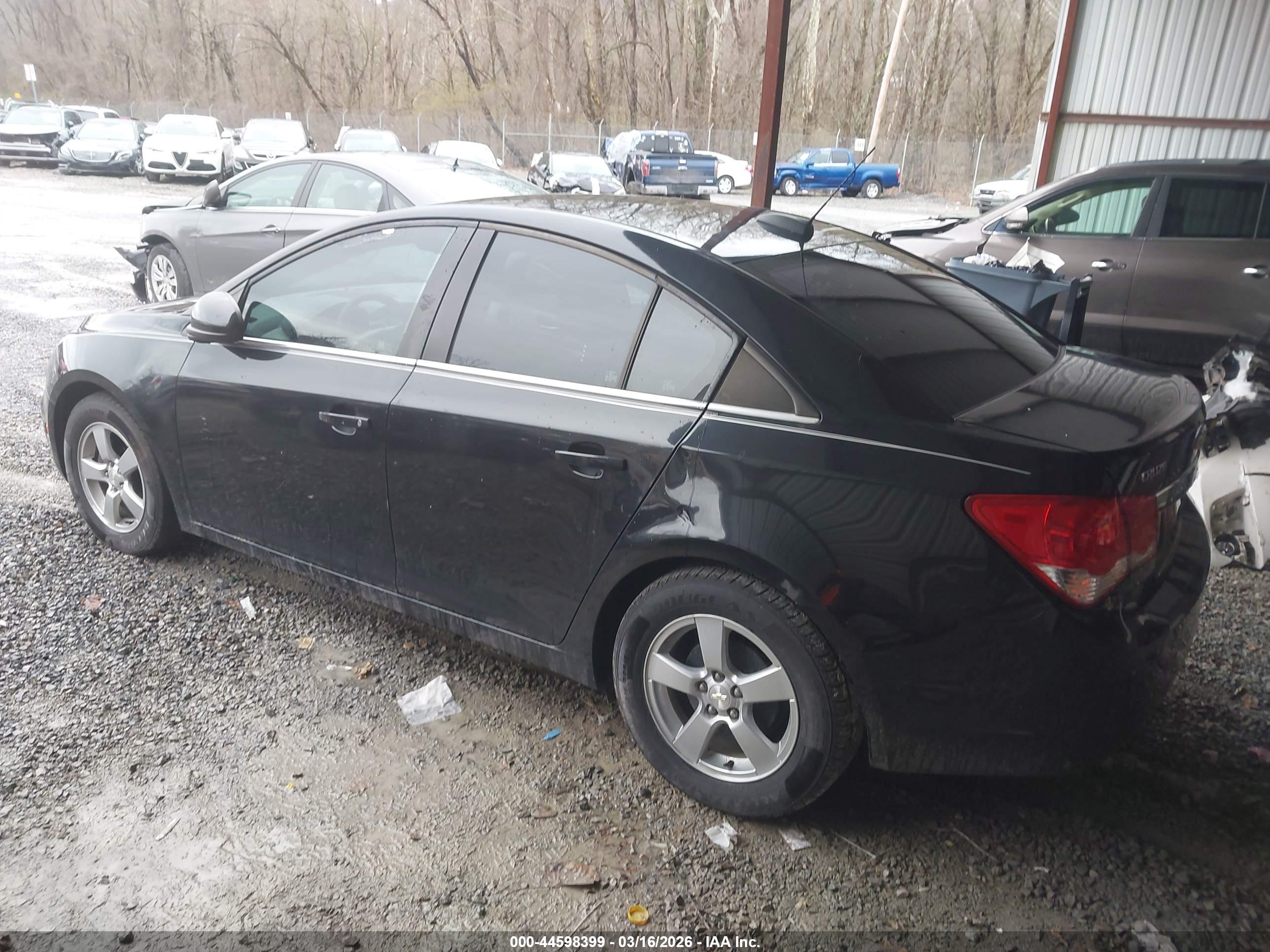 CHEVROLET CRUZE image 3