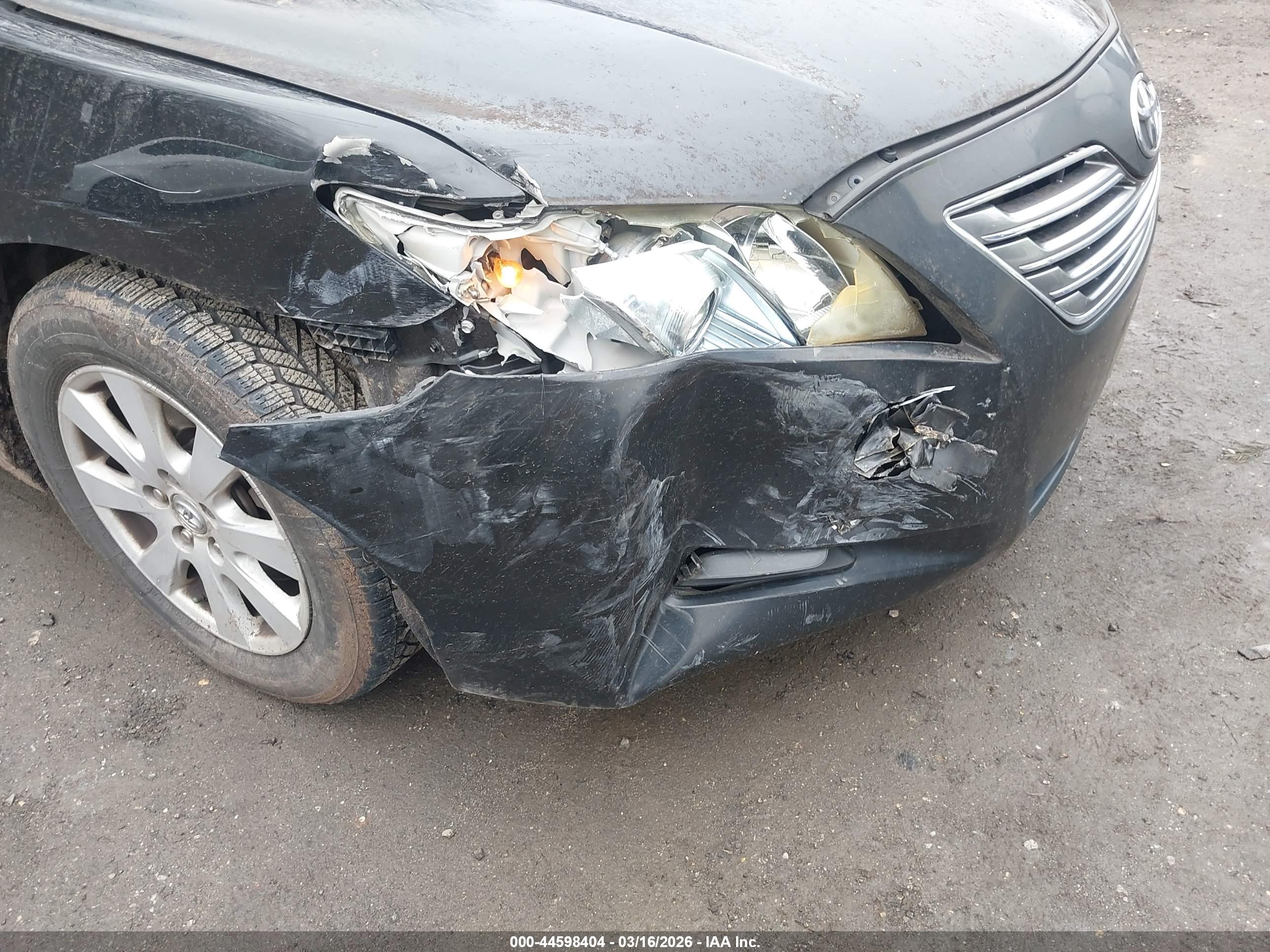 TOYOTA CAMRY image 6