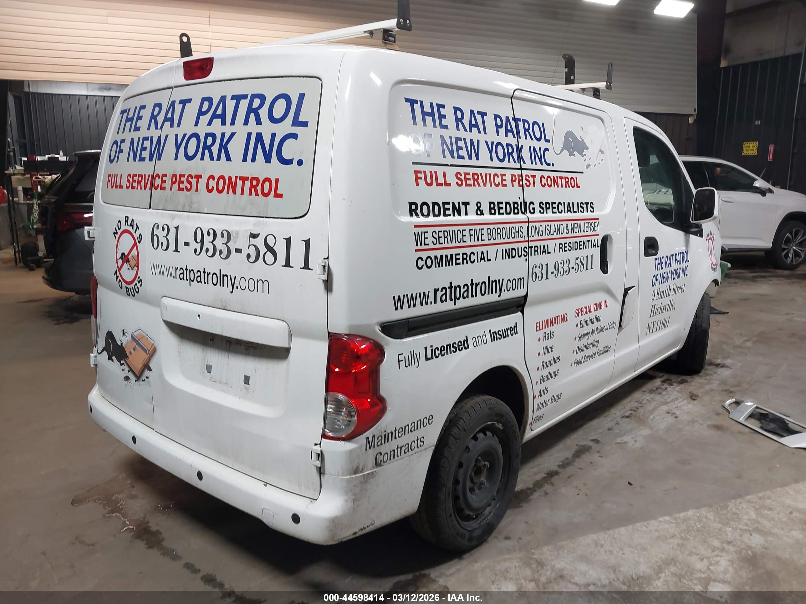 NISSAN NV200 image 4
