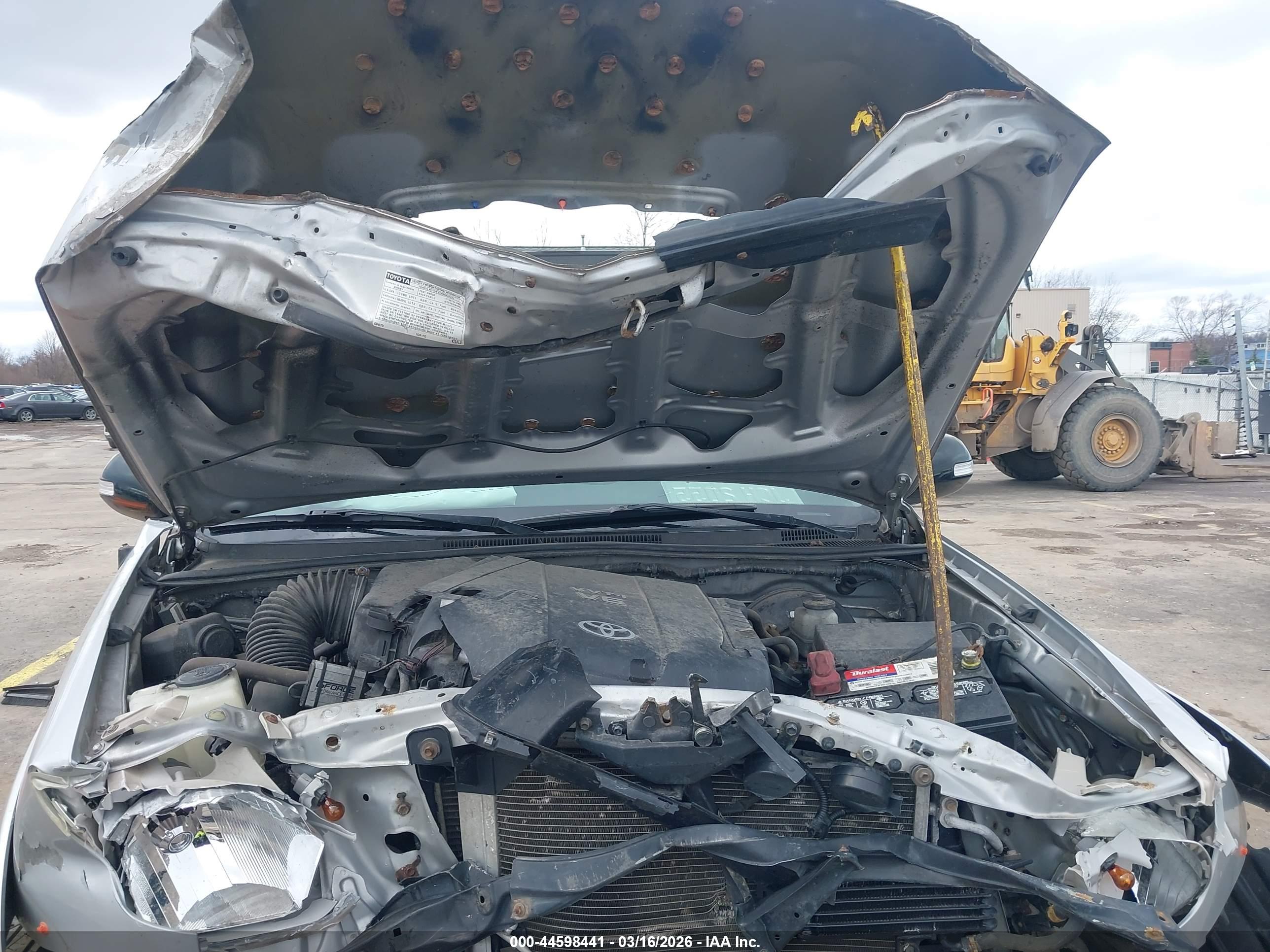 TOYOTA TACOMA image 10