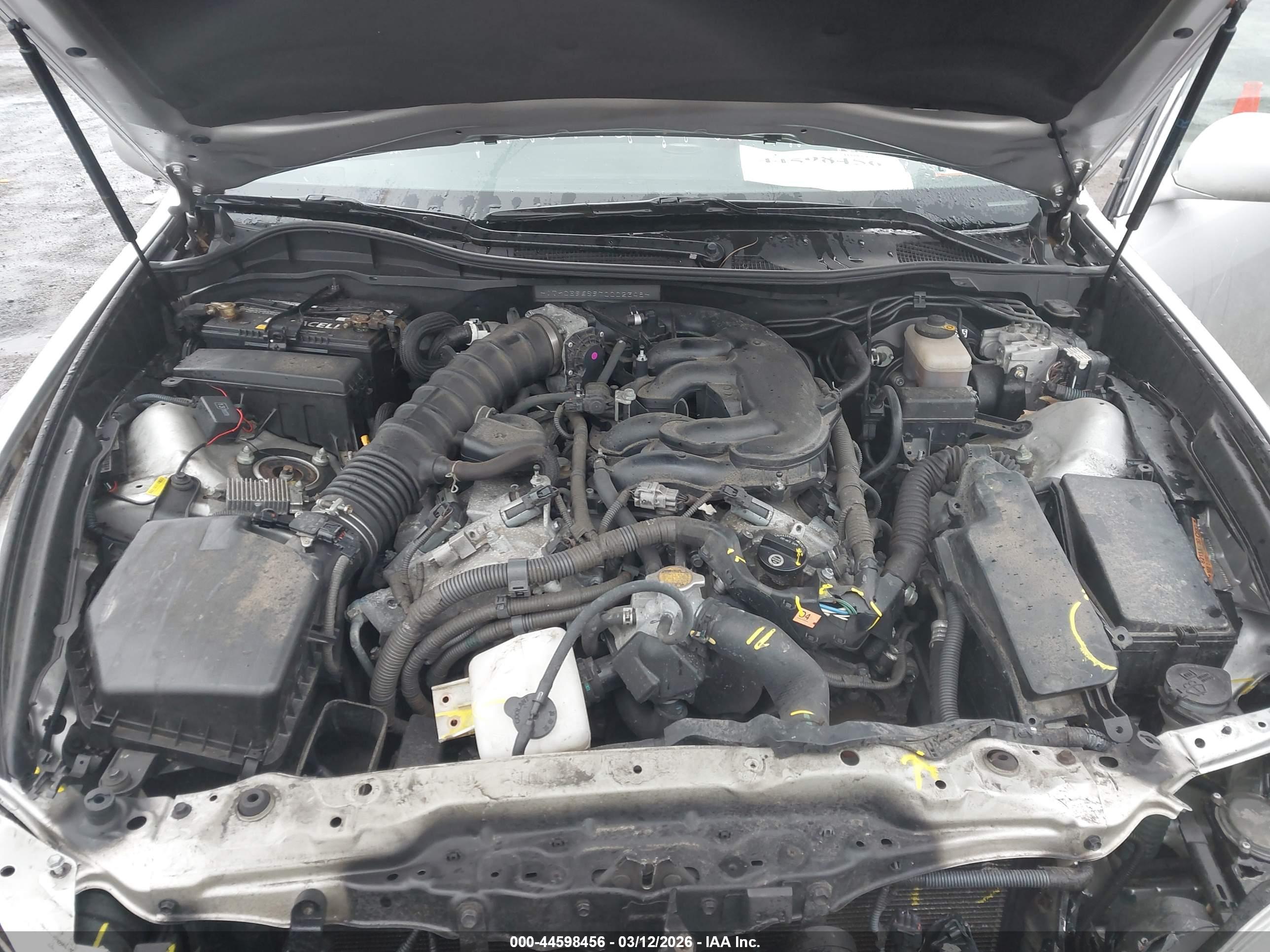 LEXUS GS image 10