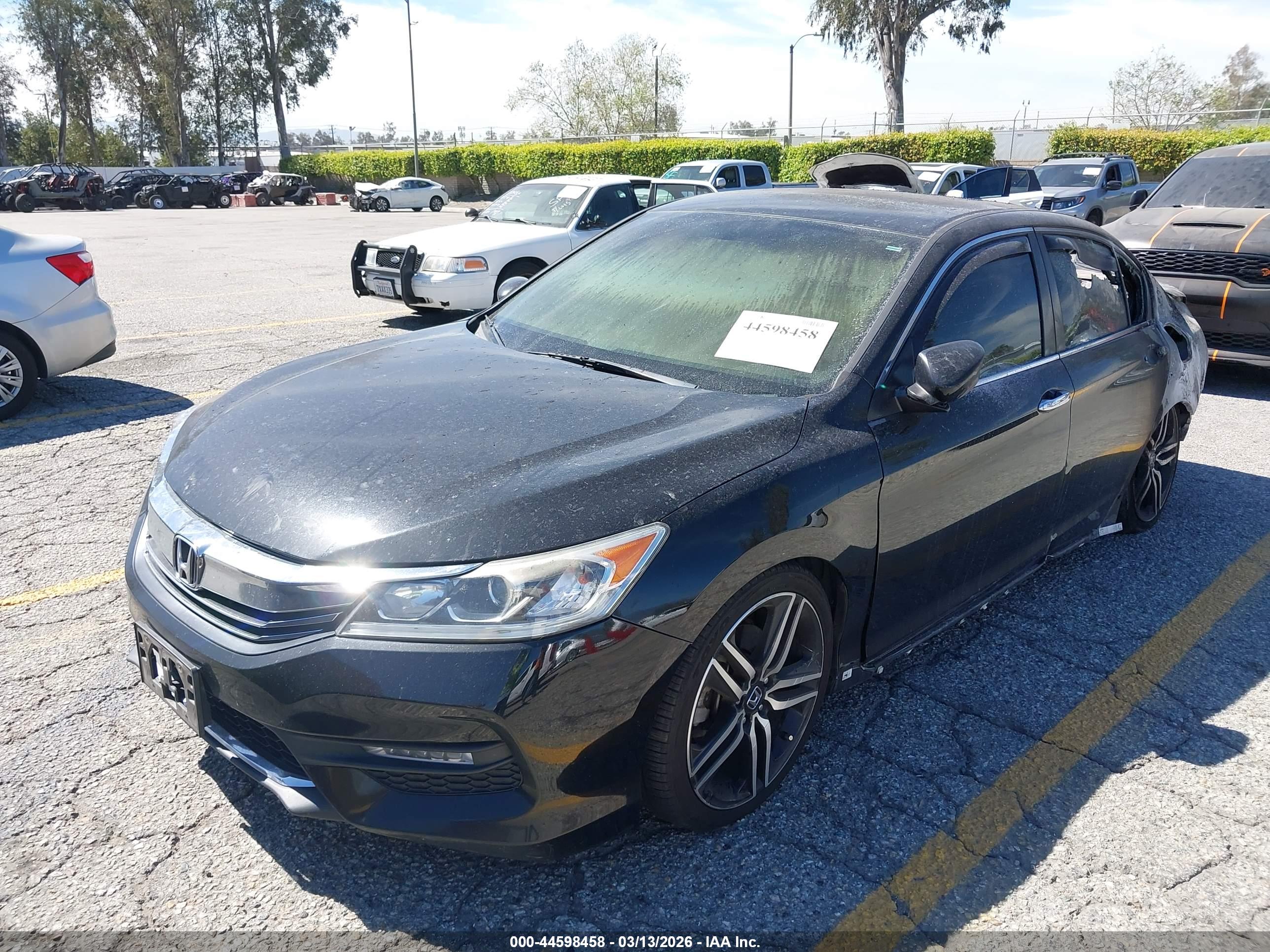 HONDA ACCORD image 2