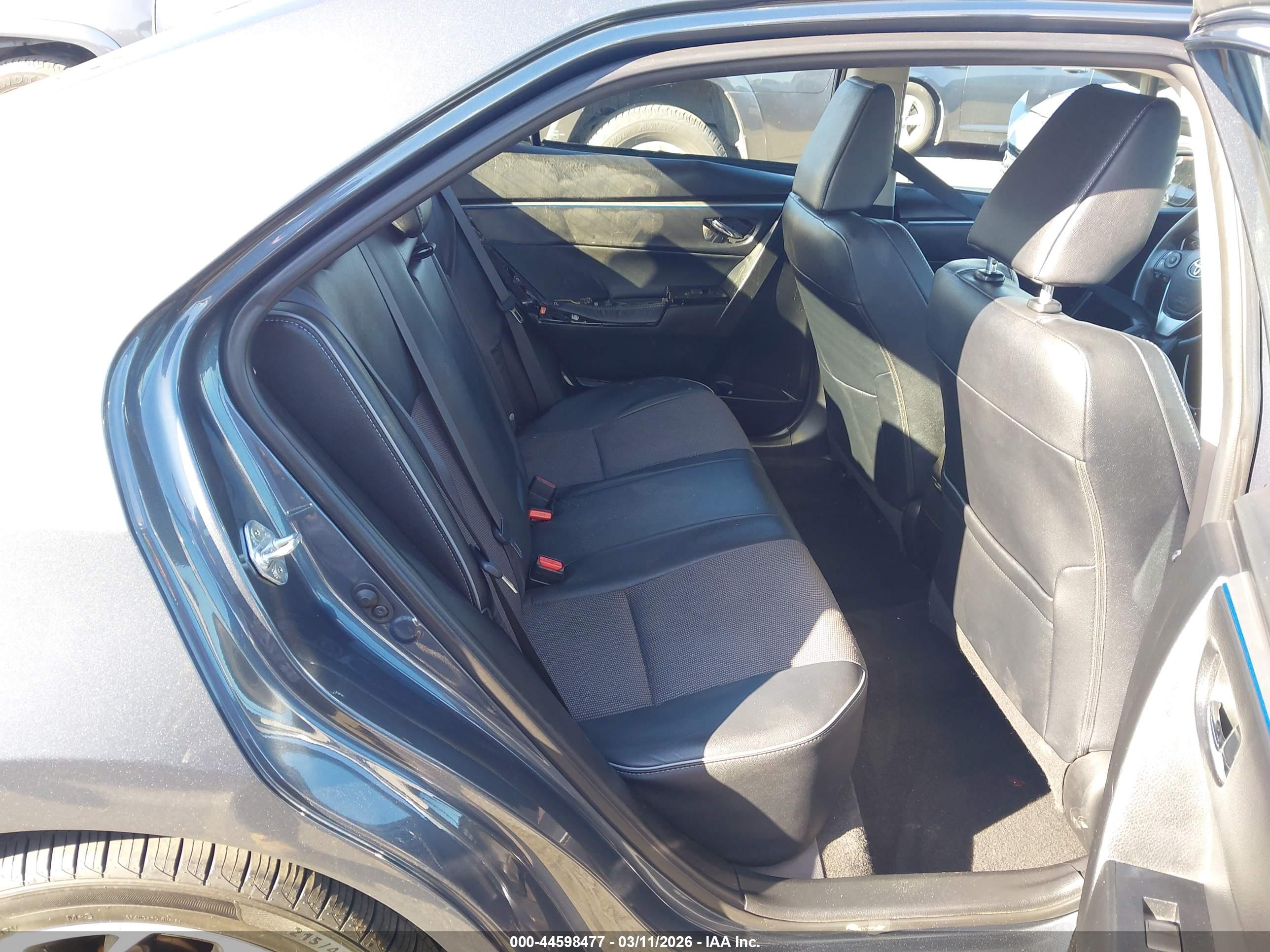 TOYOTA COROLLA image 8