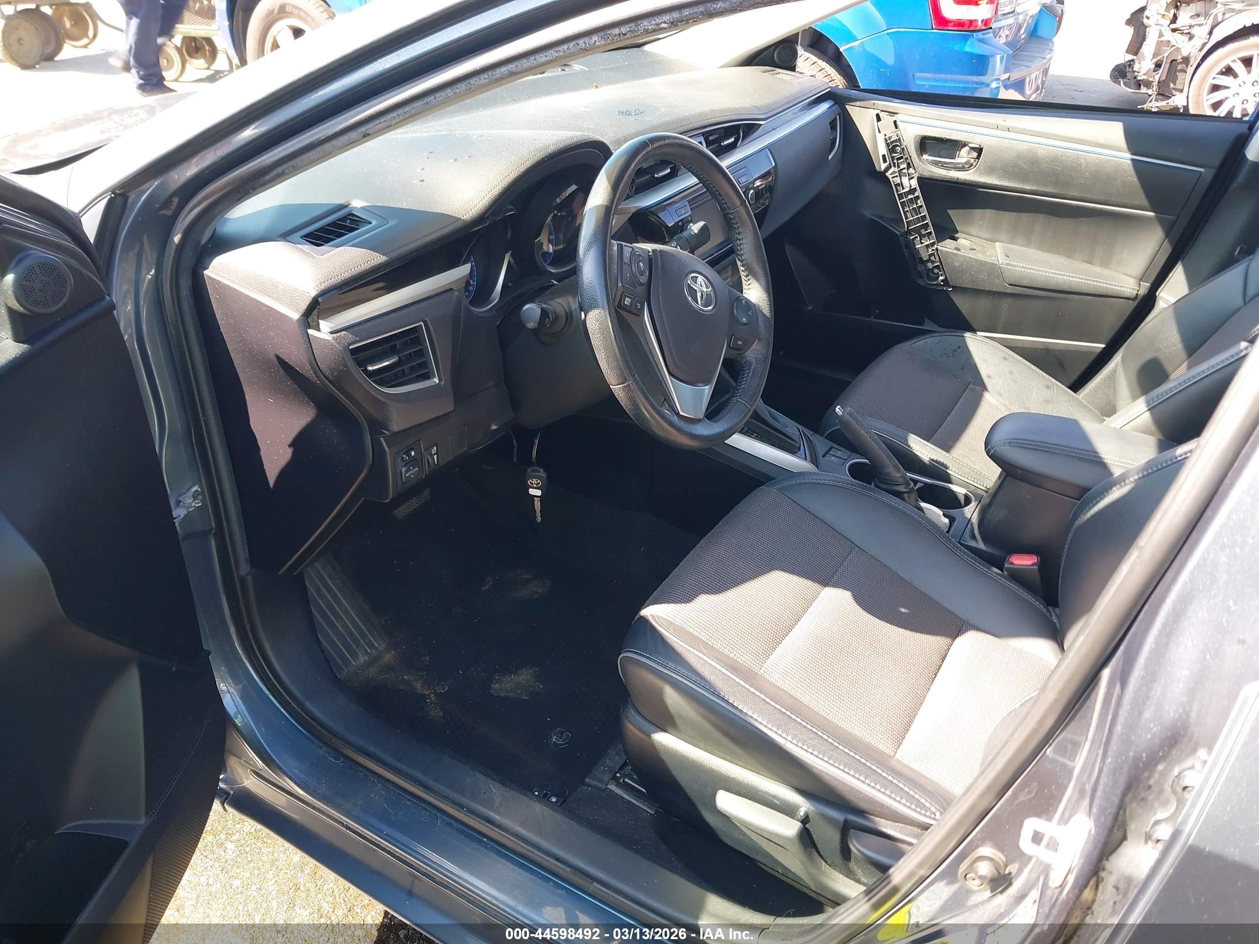 TOYOTA COROLLA image 5